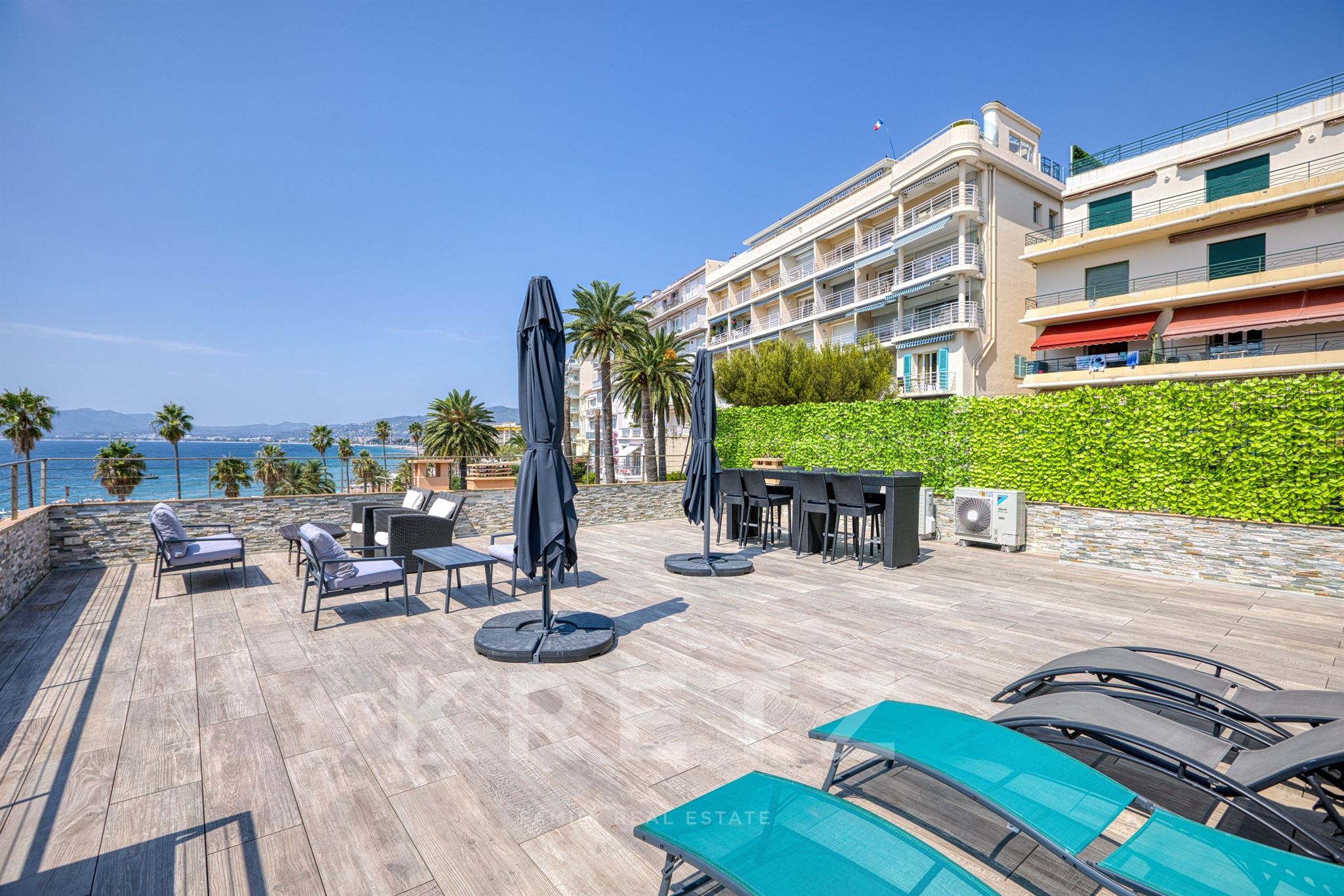 Appartement vue mer Toit Terrasse Villa saint pierre