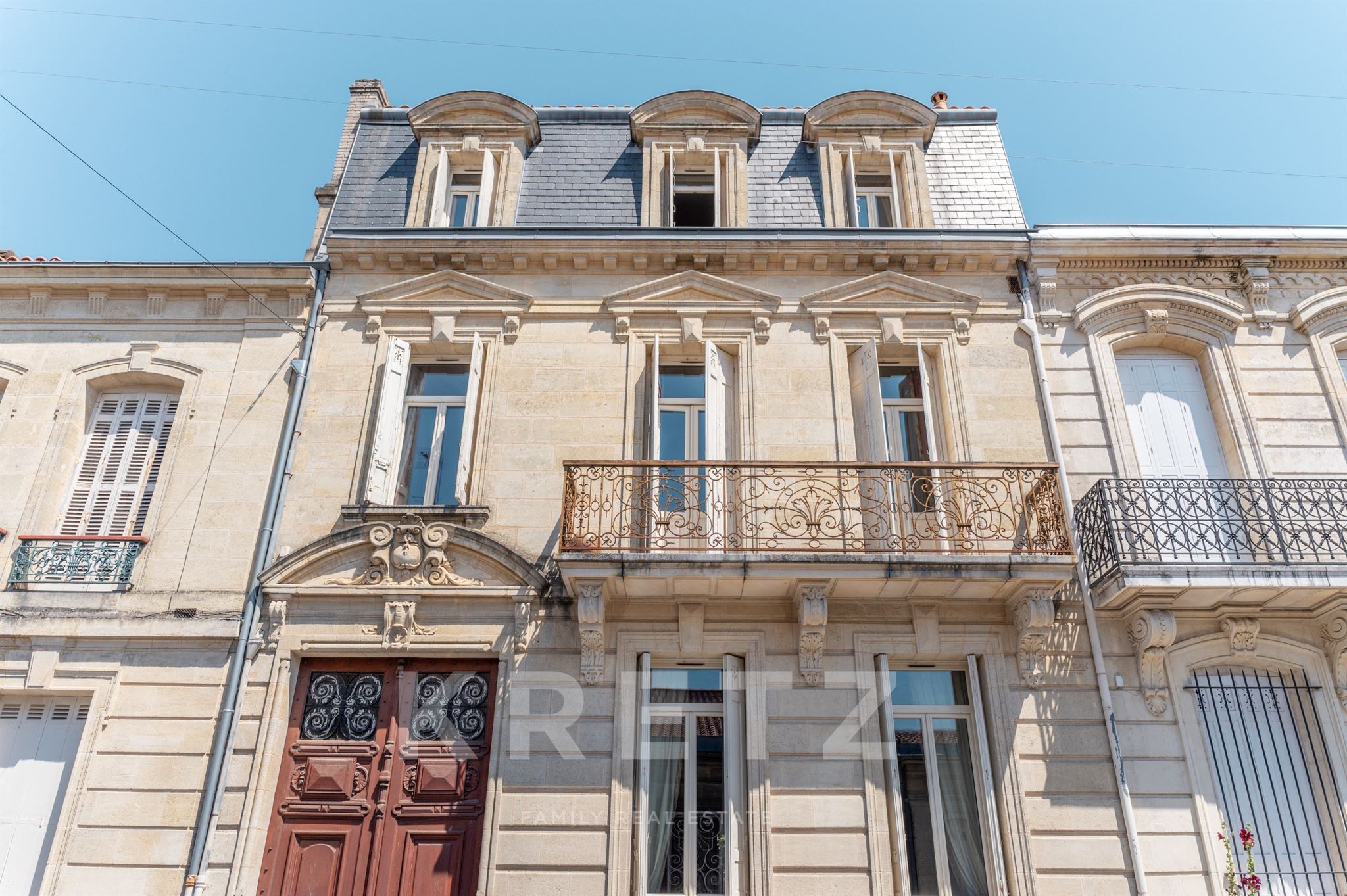 BORDEAUX SAINT-GENÈS, Hôtel particulier bourgeois avec jardin 300m²