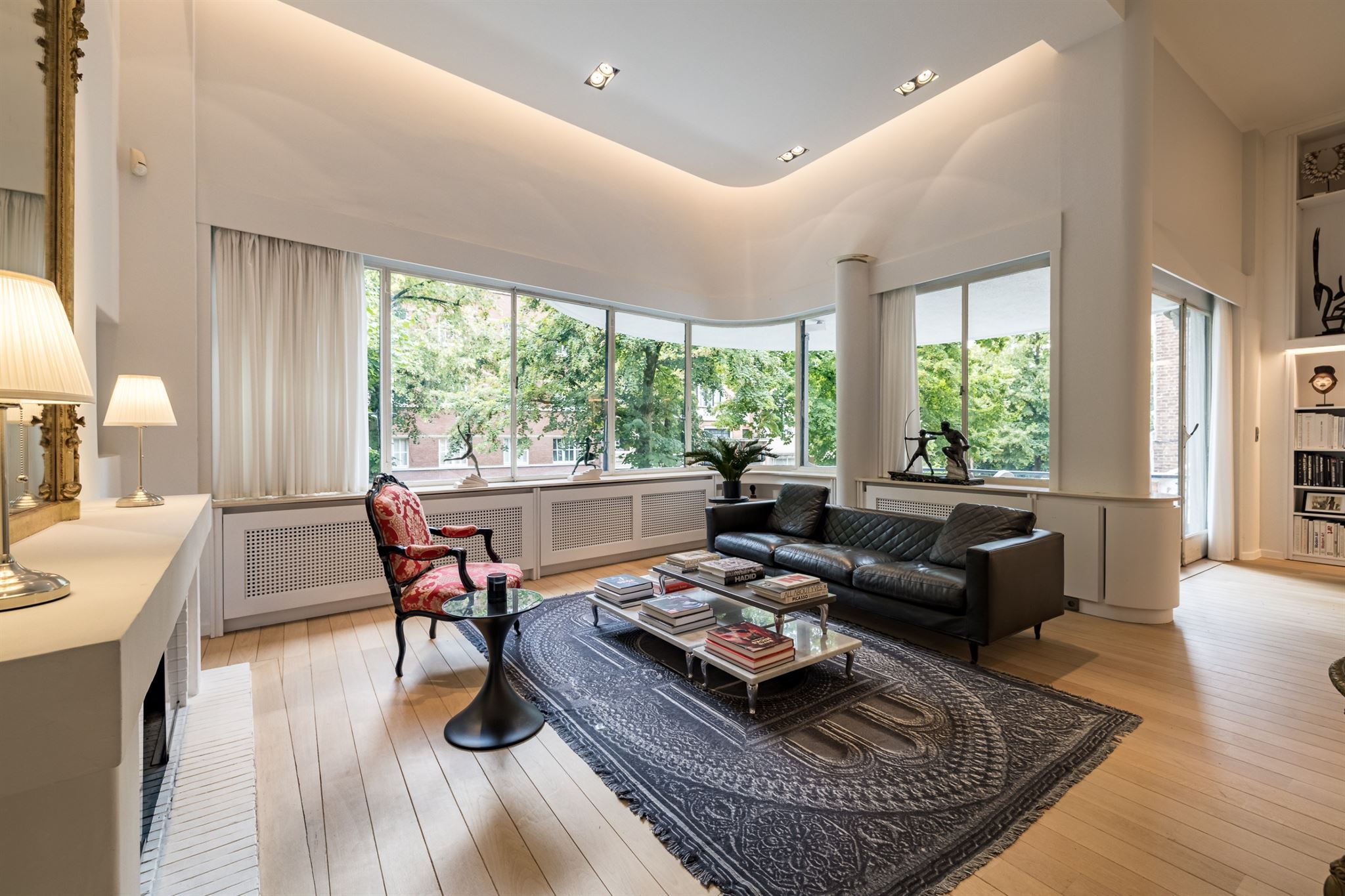 Brugmann, Maison d’architecte moderniste avec jardin et terrasses