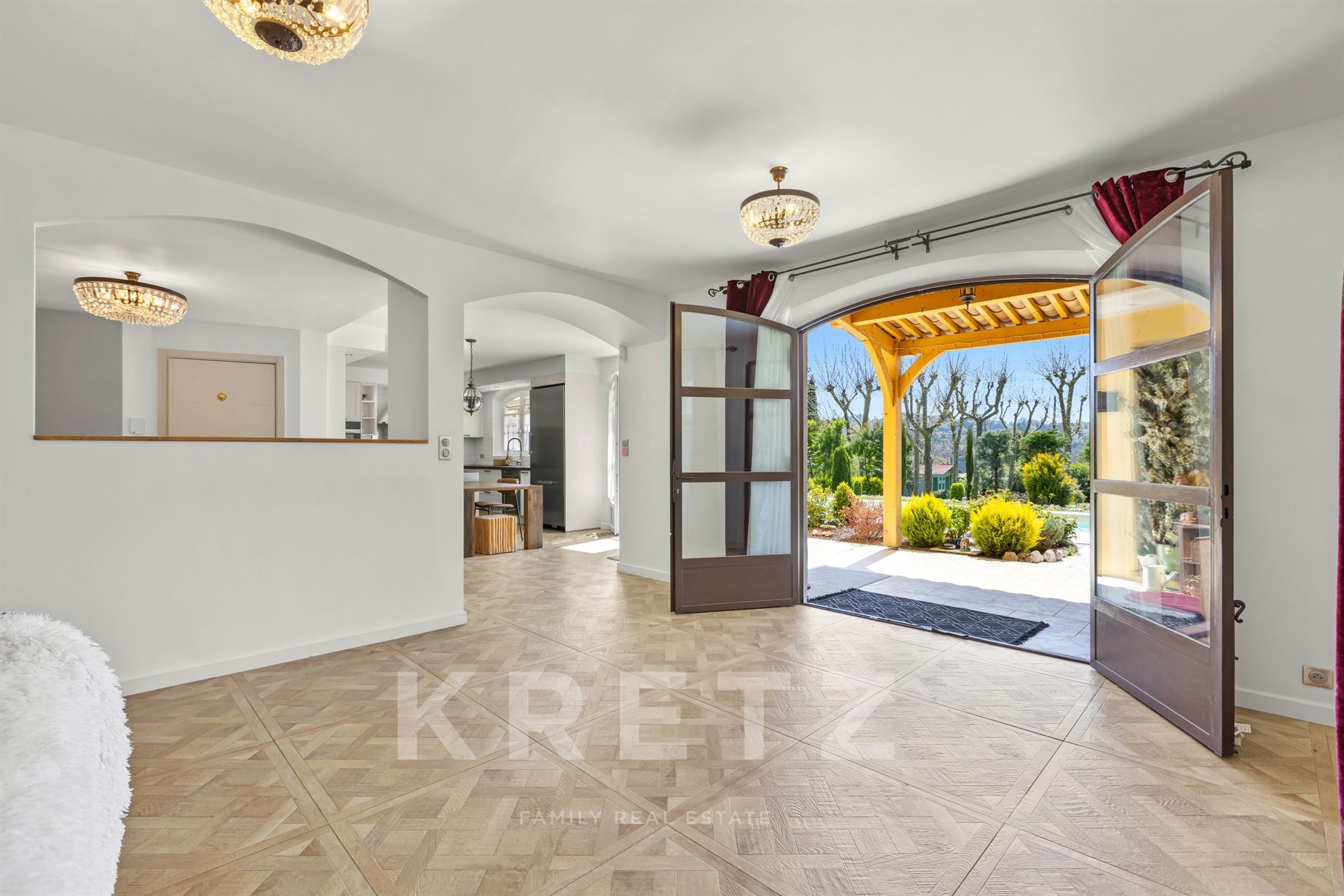 5-Bedroom Villa with Large Garden Within Walking Distance of Valbonne Village