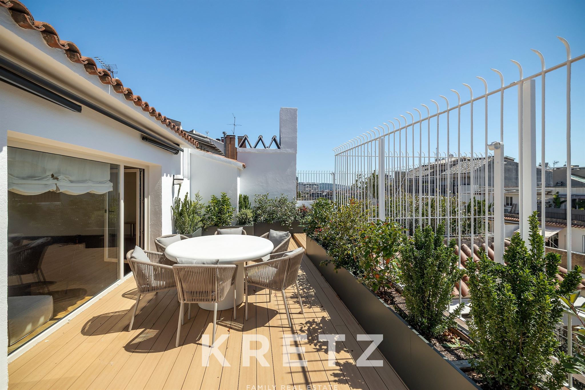 Exclusive Duplex Penthouse with 110m² of Terraces in Turó Park, Barcelona