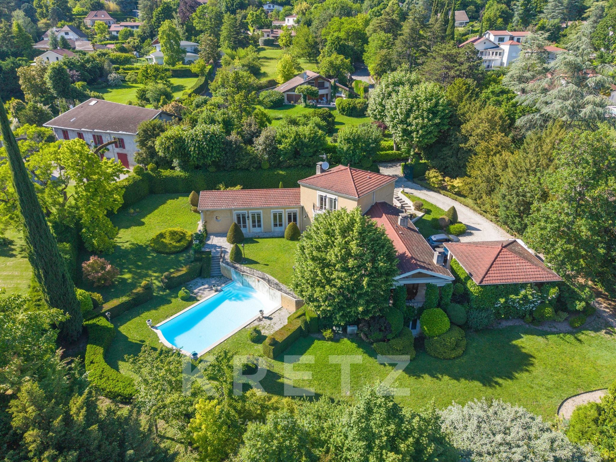 Beautiful House in MEYLAN