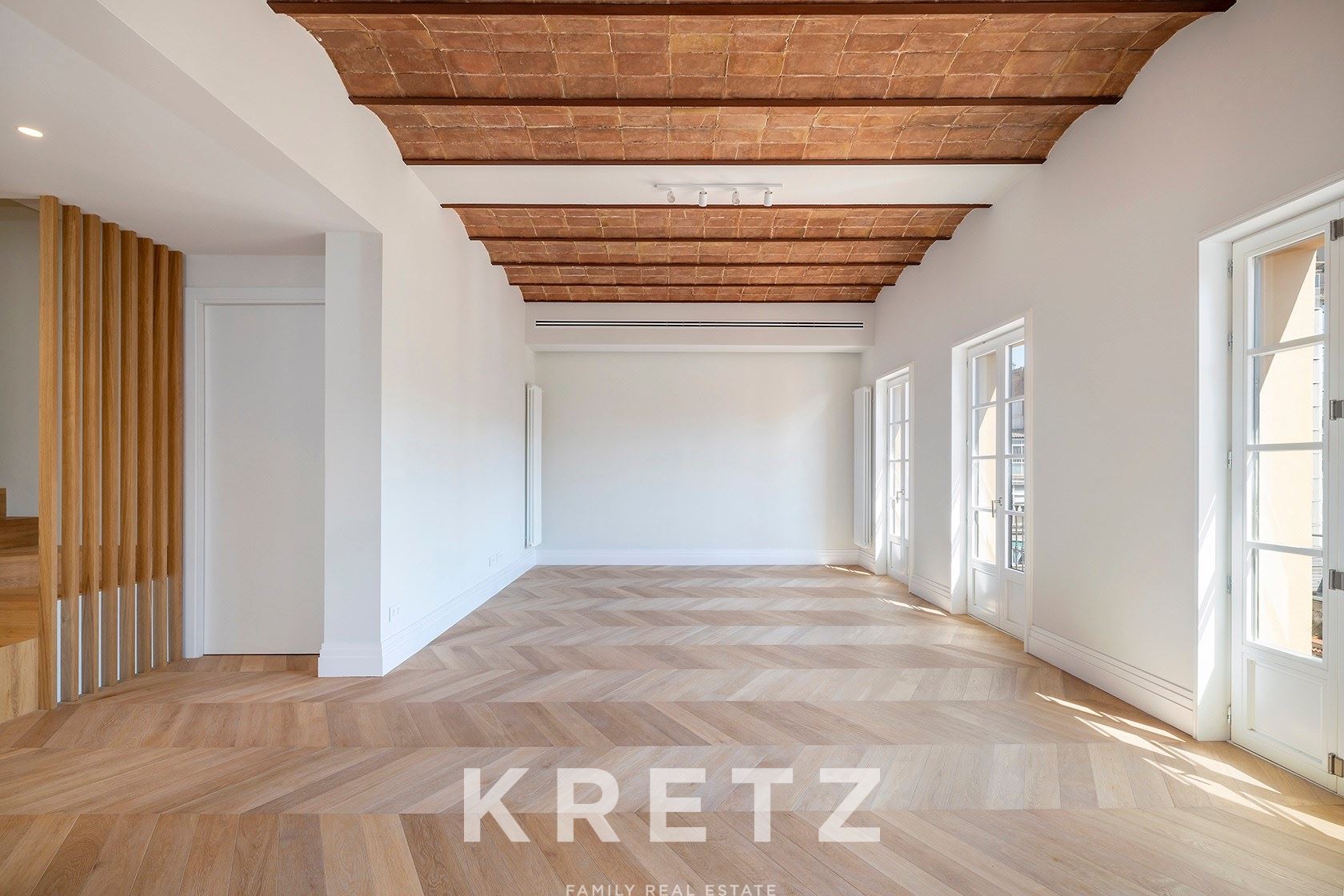 Spacious Duplex Penthouse Modernist Apartment on Rambla Catalunya