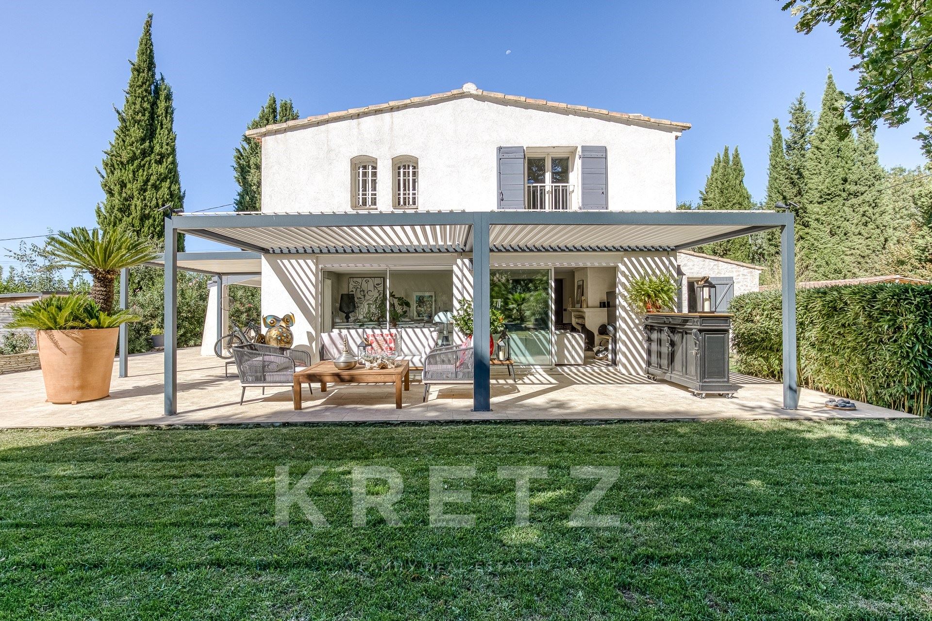 AUBAGNE – BASTIDE DE CHARME ENTIÈREMENT RÉNOVÉE | 215 m² | TERRAIN 4 300 m²