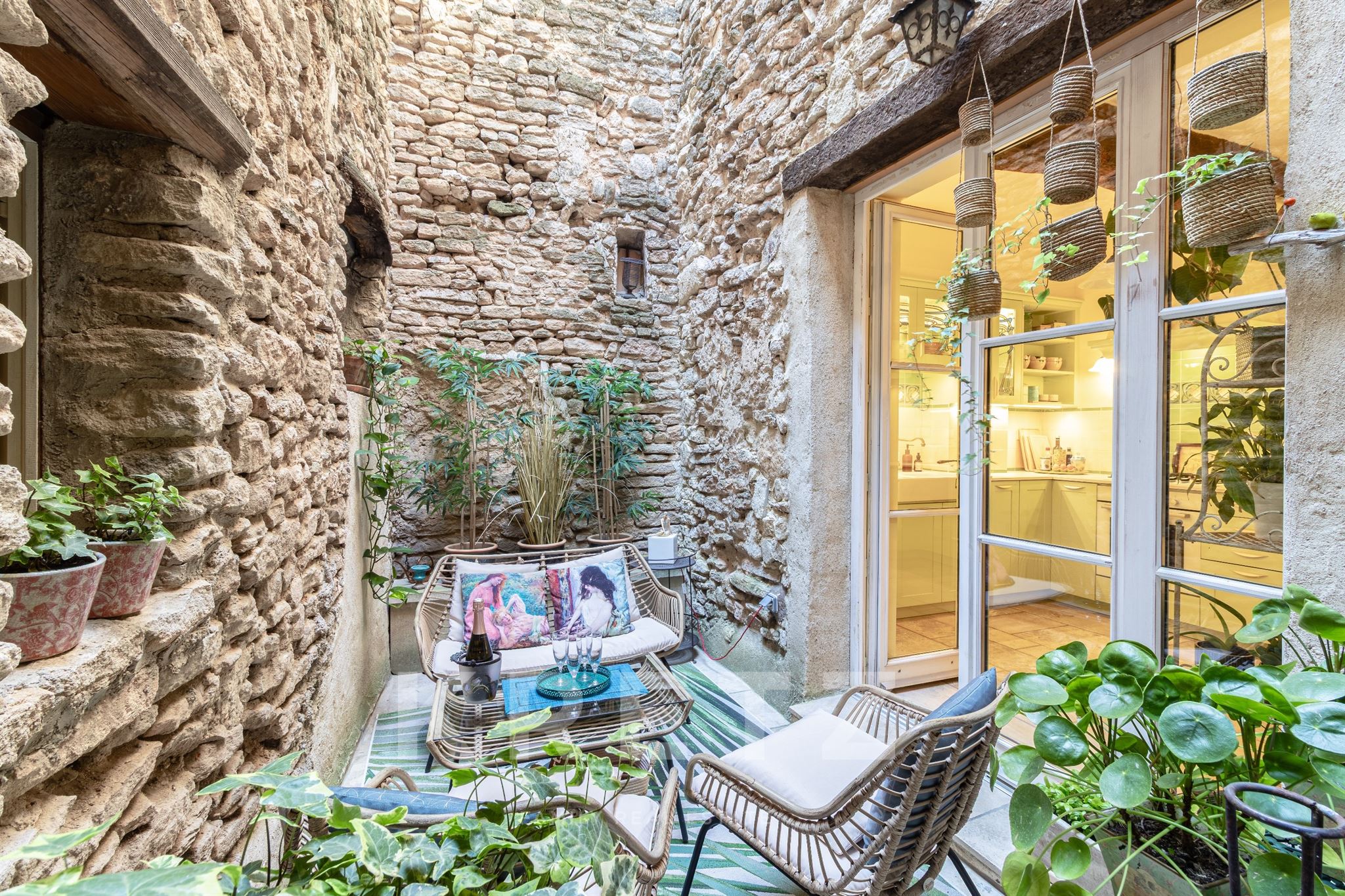 Maison de village de 274m2 - Goult (Luberon)