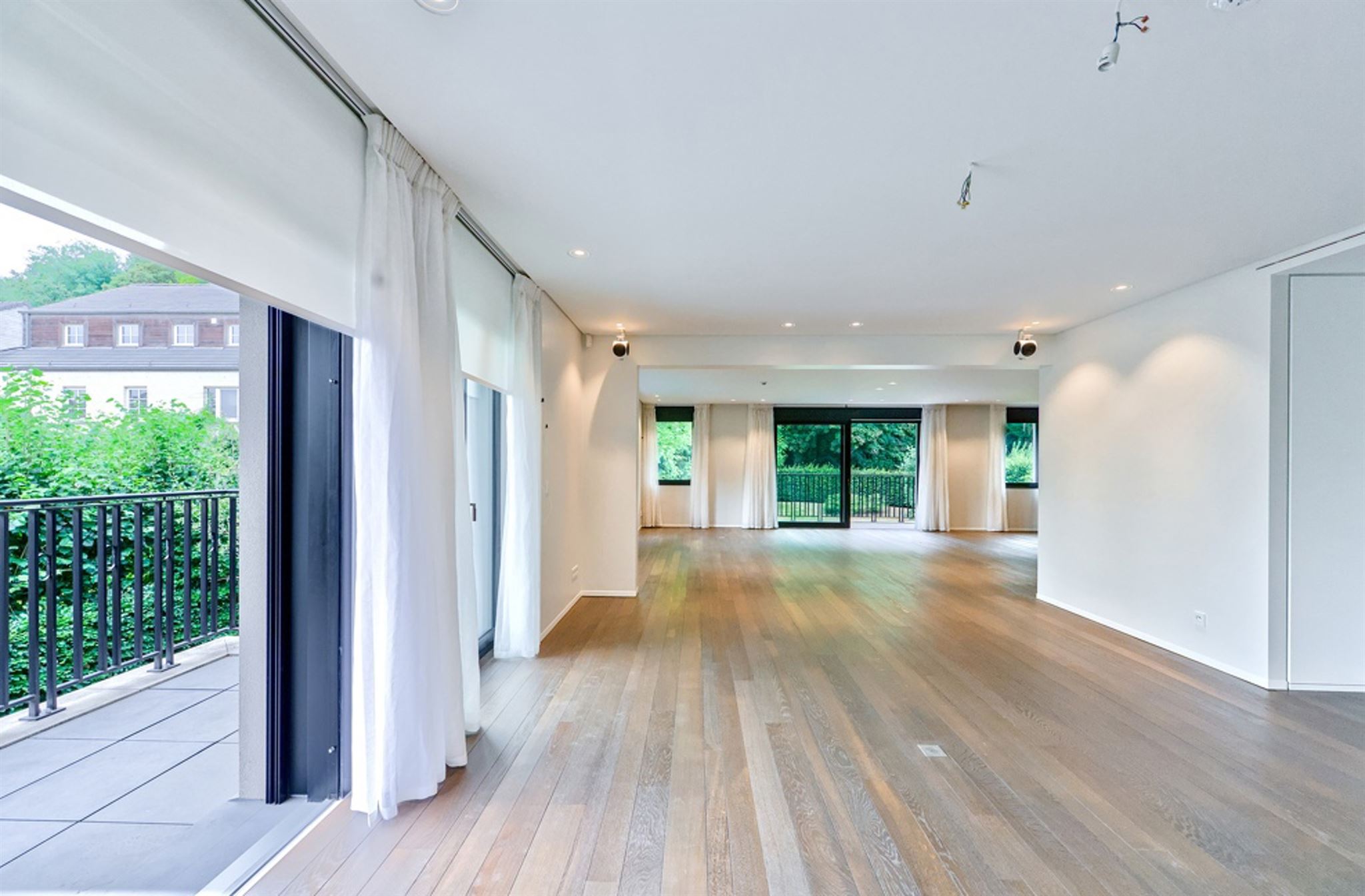 Luxury, elegance and exceptional volumes on the edge of Val Duchesse