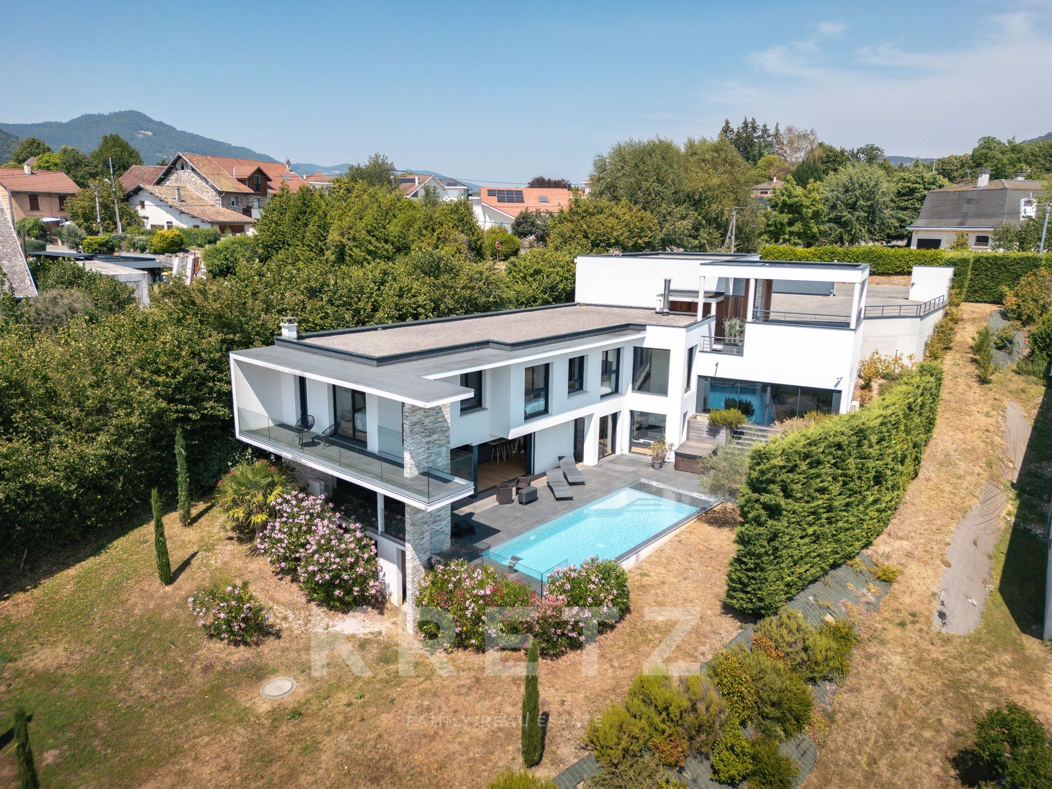 COUBLEVIE / VOIRON – Um Belvedere Contemporâneo de Exceção