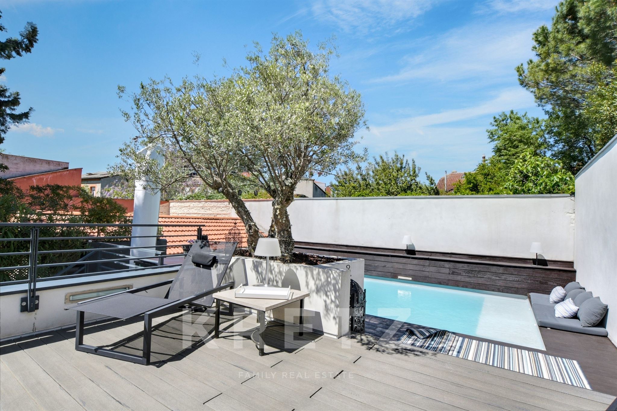 Art Deco town house with swimming pool - historic center of Toulouse