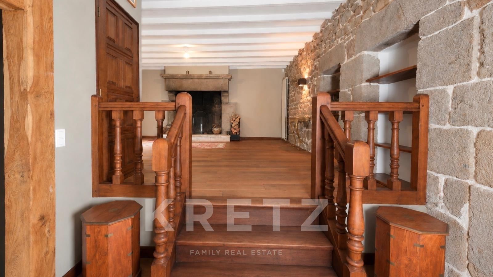 Renovated 14th-Century Manor House with Swimming Pool and Outbuildings – Trégueux, Brittany, France