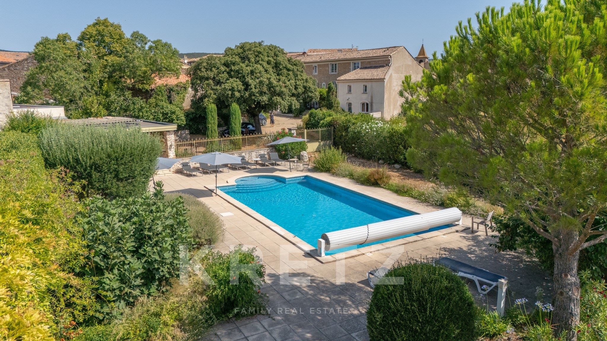 Character Property from the 19th Century in the Heart of the Minervois
