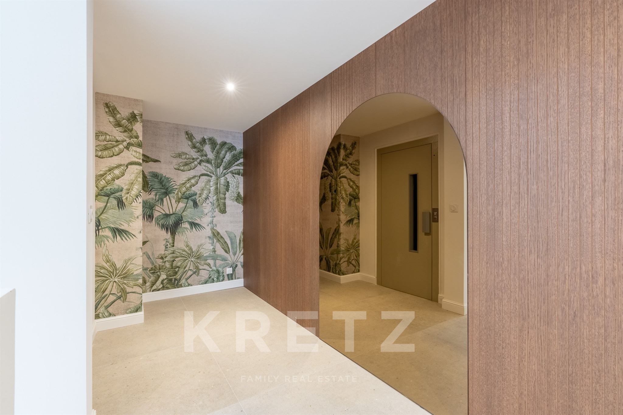 BASQUE ELEGANCE IN A PRIVATE GREEN SETTING