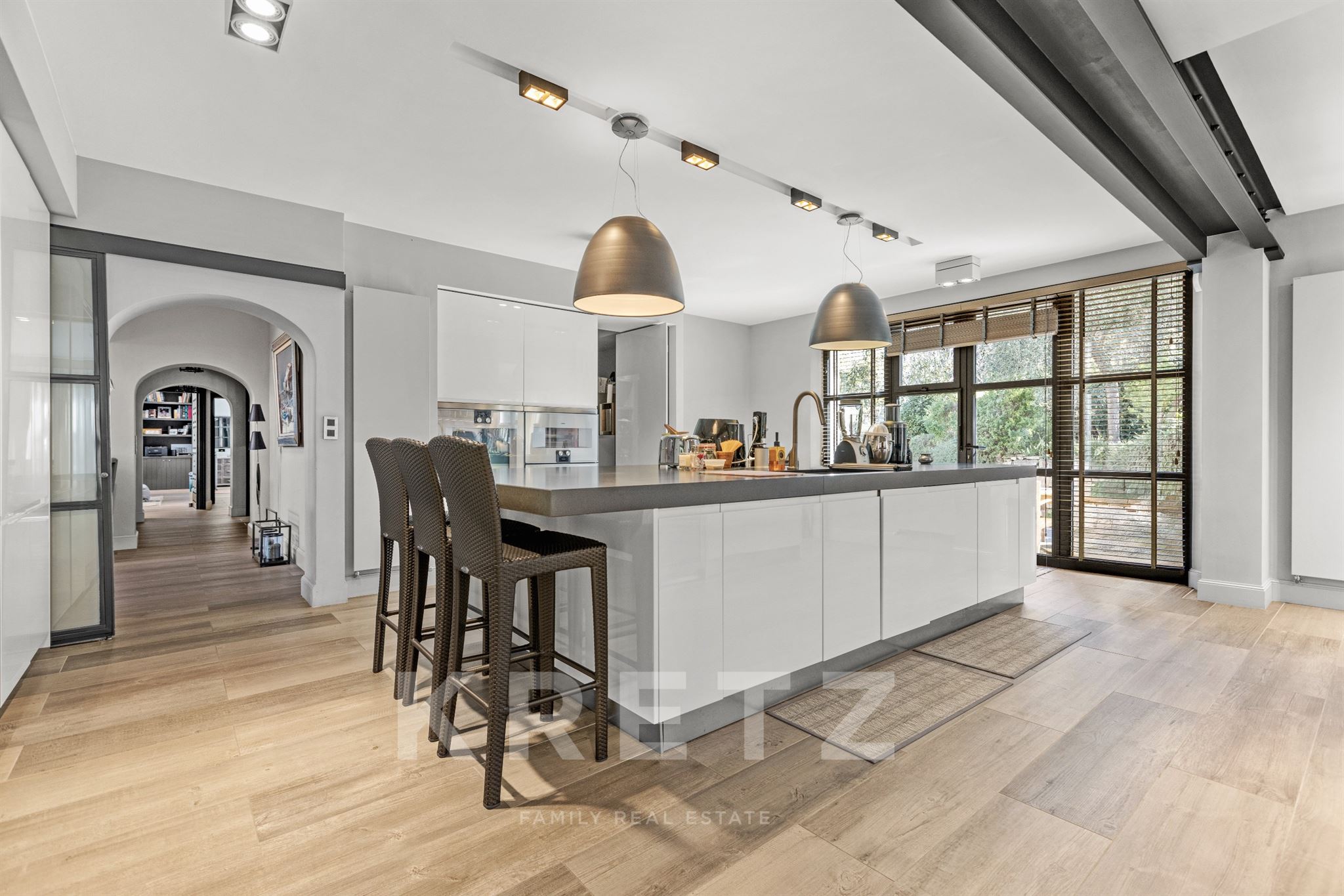 Property mansion with outbuilding VALBONNE