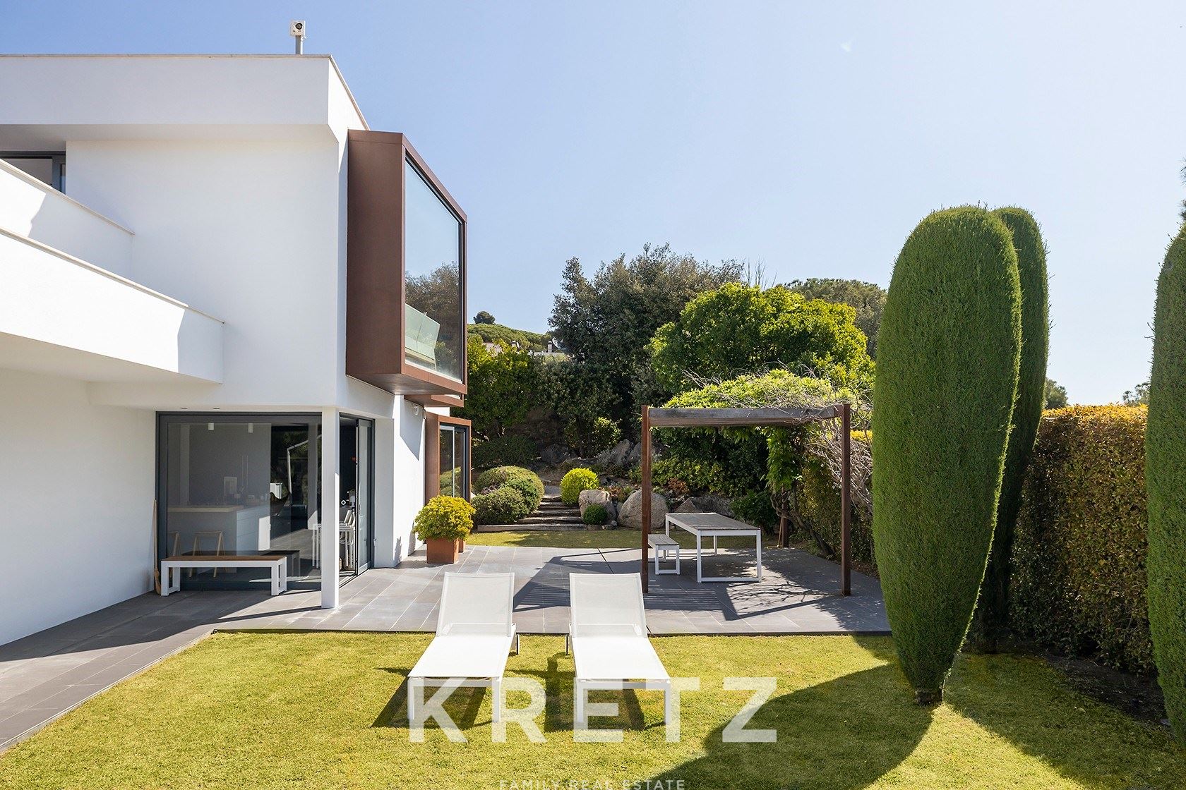 Extraordinary architecture just 20 minutes from Barcelona
