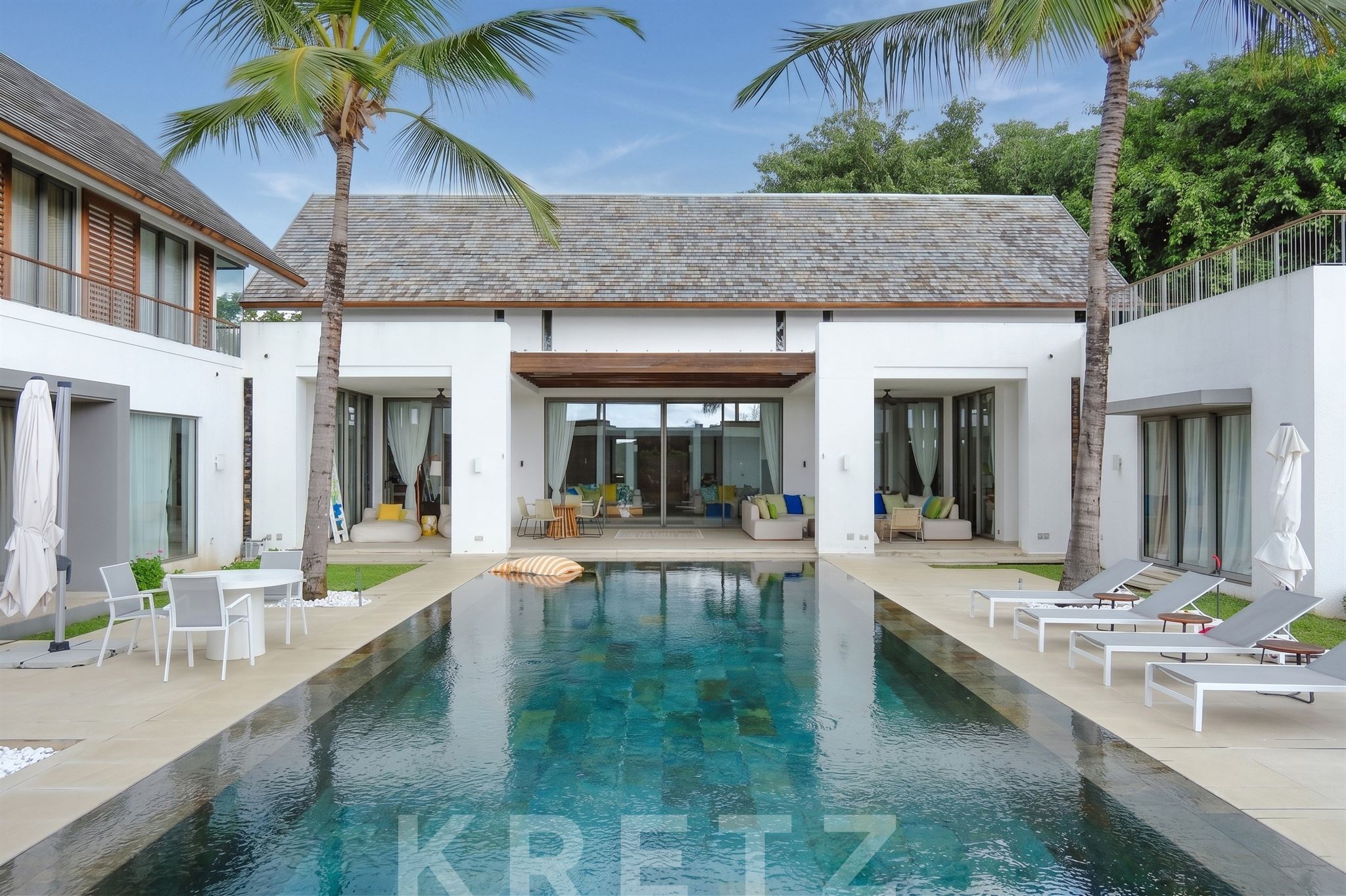 Exceptional Island Signature Villa in the Heart of the Golf Estate