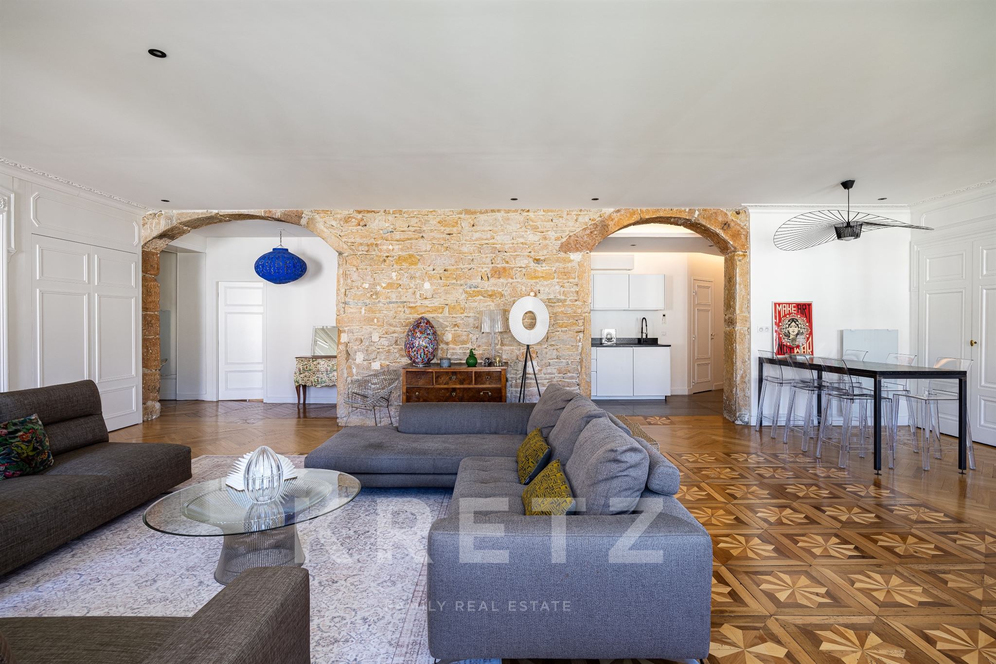 LYON 6 — APARTMENT IN HIGH FLOOR — 175 M2 — UNOBSTRUCTED VIEW — BALCONY