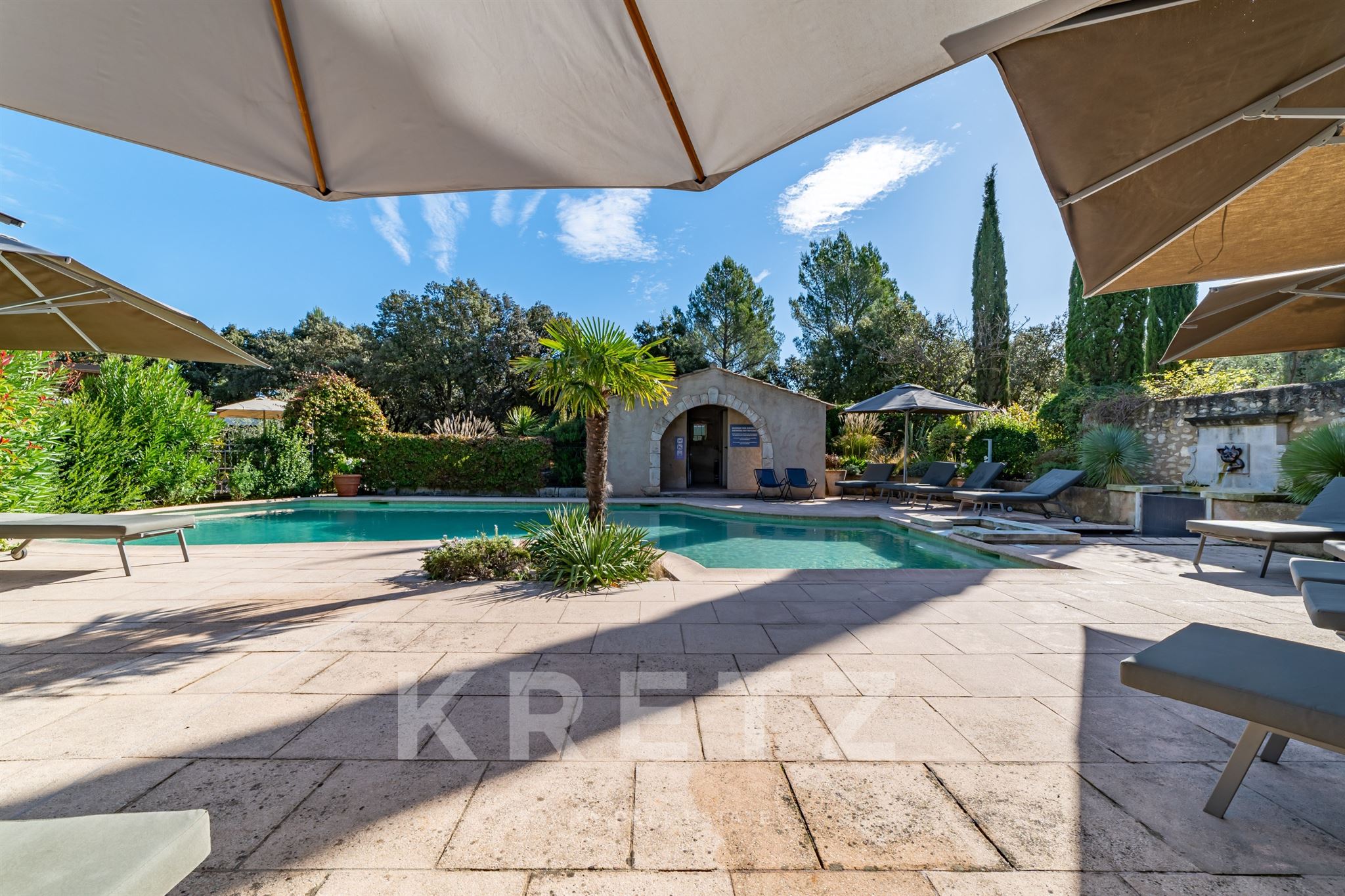 4-Star Boutique Hotel in the Heart of the Alpilles