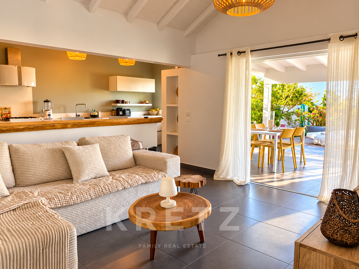 Charming Sea and Lagoon View Villa in Grand Cul-de-Sac