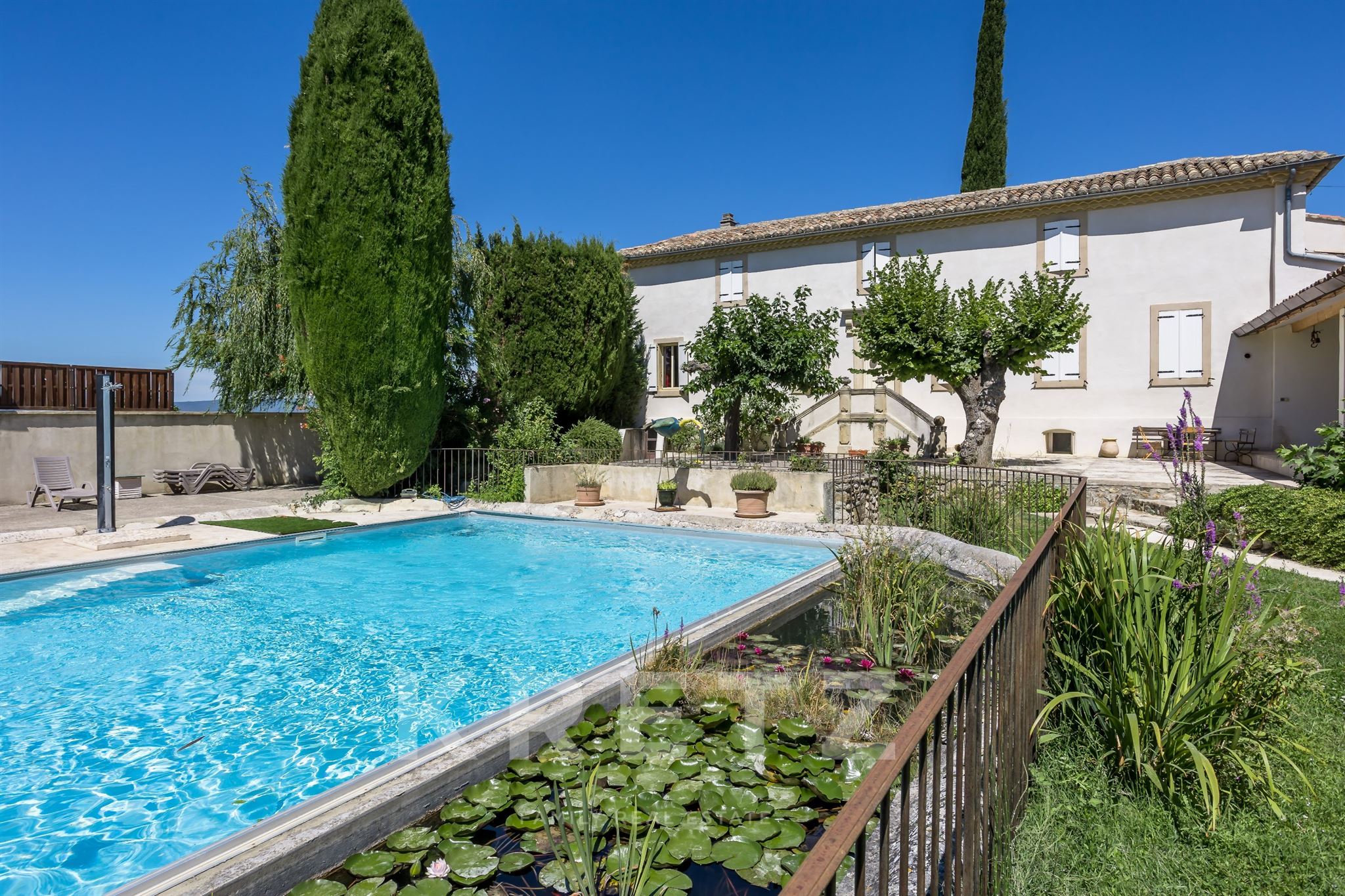 Exceptional property in Drôme Provençale – 10 minutes from Grignan