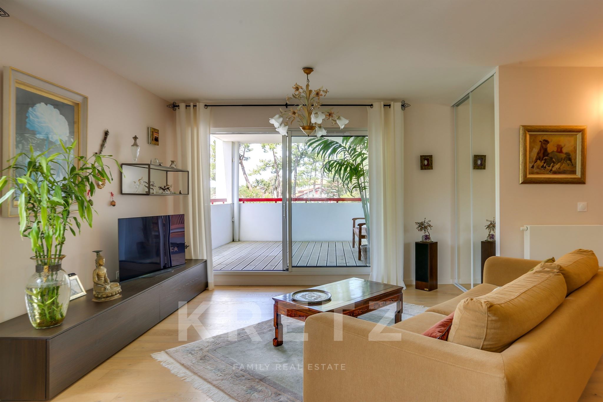 Hossegor – Elegant Apartment with Panoramic Lake Views