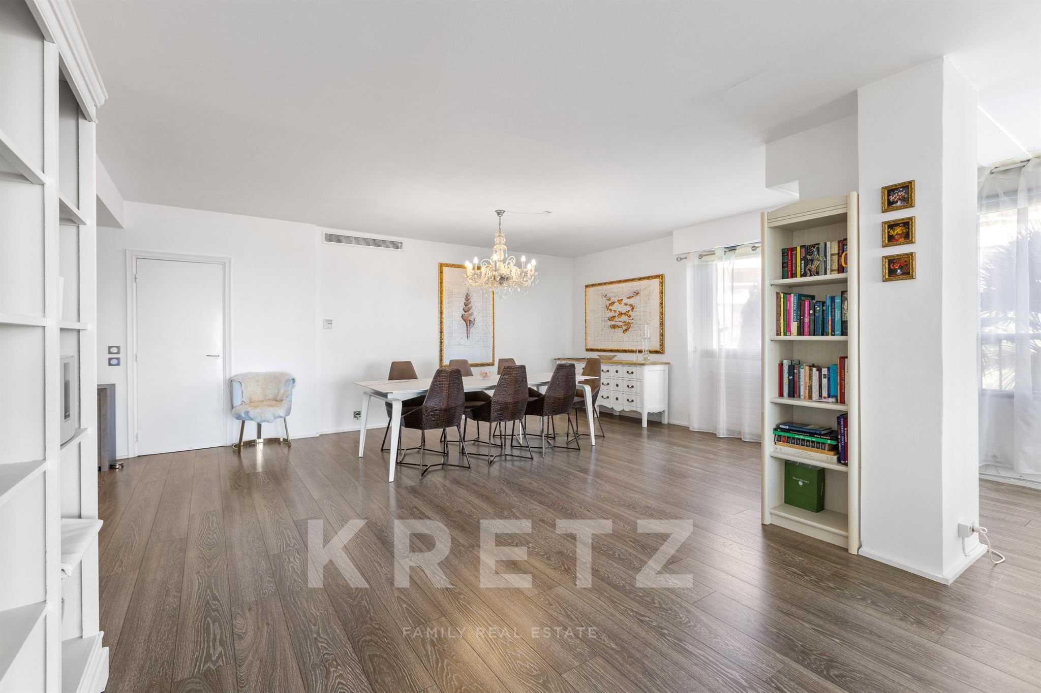 Sea View 4-Room Apartment in the Prestigious La Mer–Le Puadon–Cannes Eden Area, Vallauris