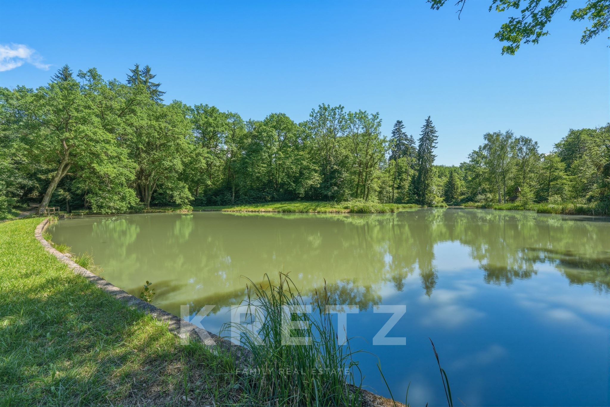 REIGNIER-ESERY - EXCEPTIONAL 28-HECTARE ESTATE AT THE GATES OF GENEVA