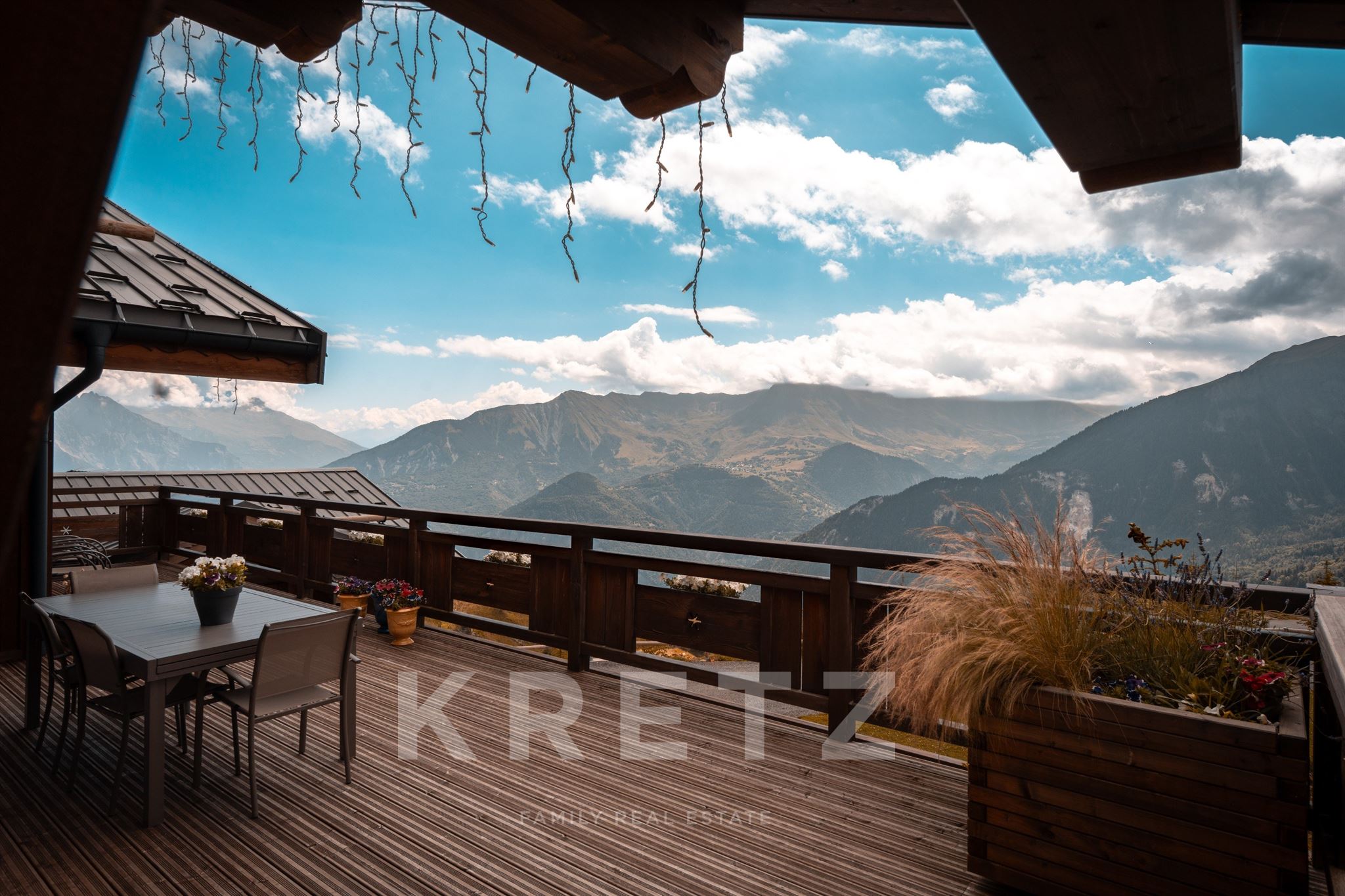 La Toussuire - 1800m Altitude : Grand Standing 629sqm Chalet - Sleeps 24