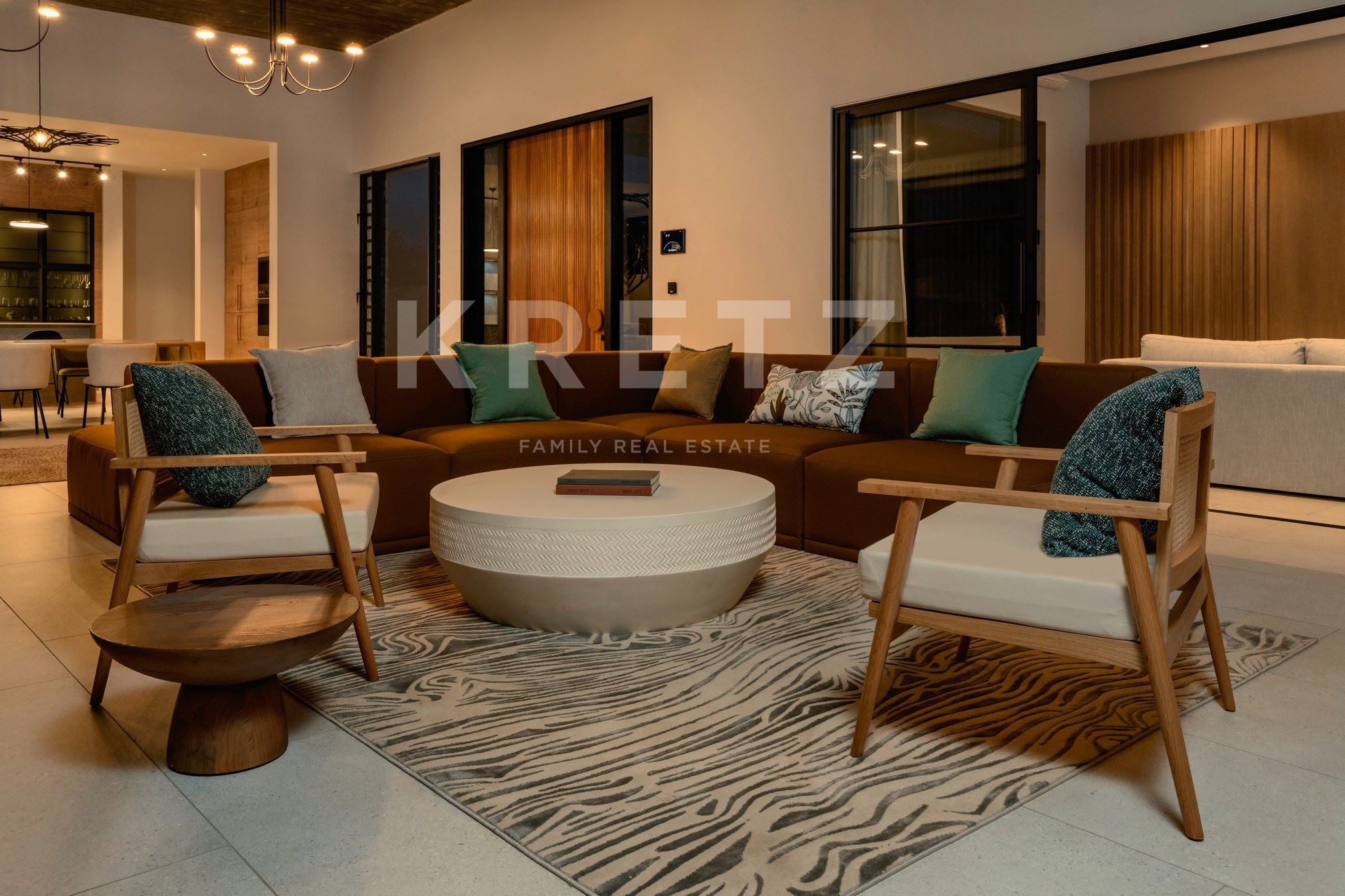 Exceptional golf-front villa, designed for entertaining