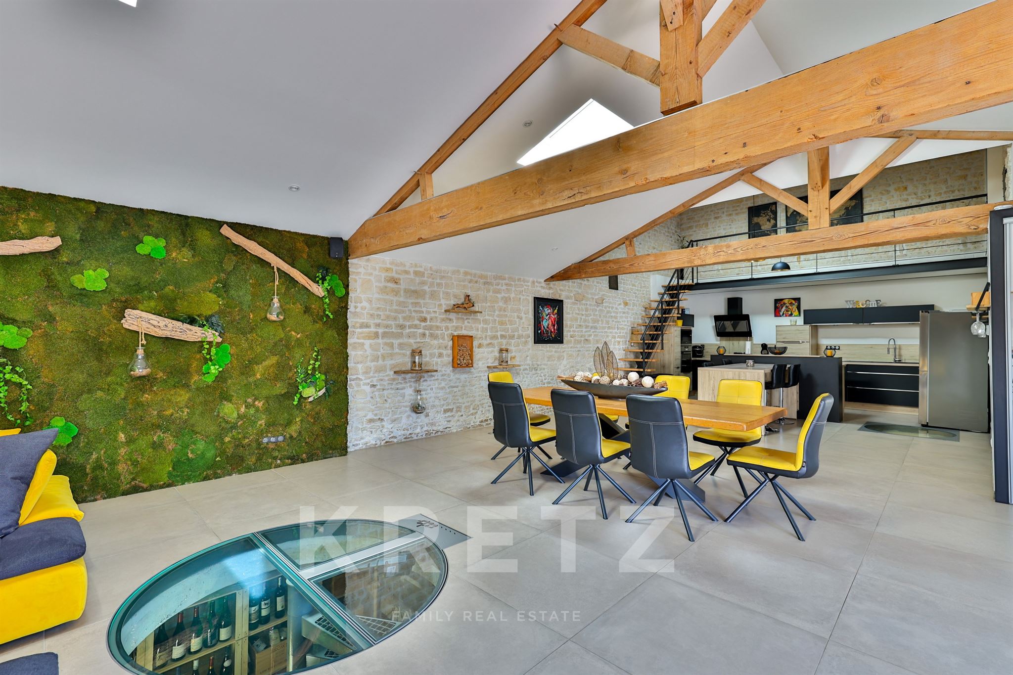 Corps de ferme devenu villa contemporaine