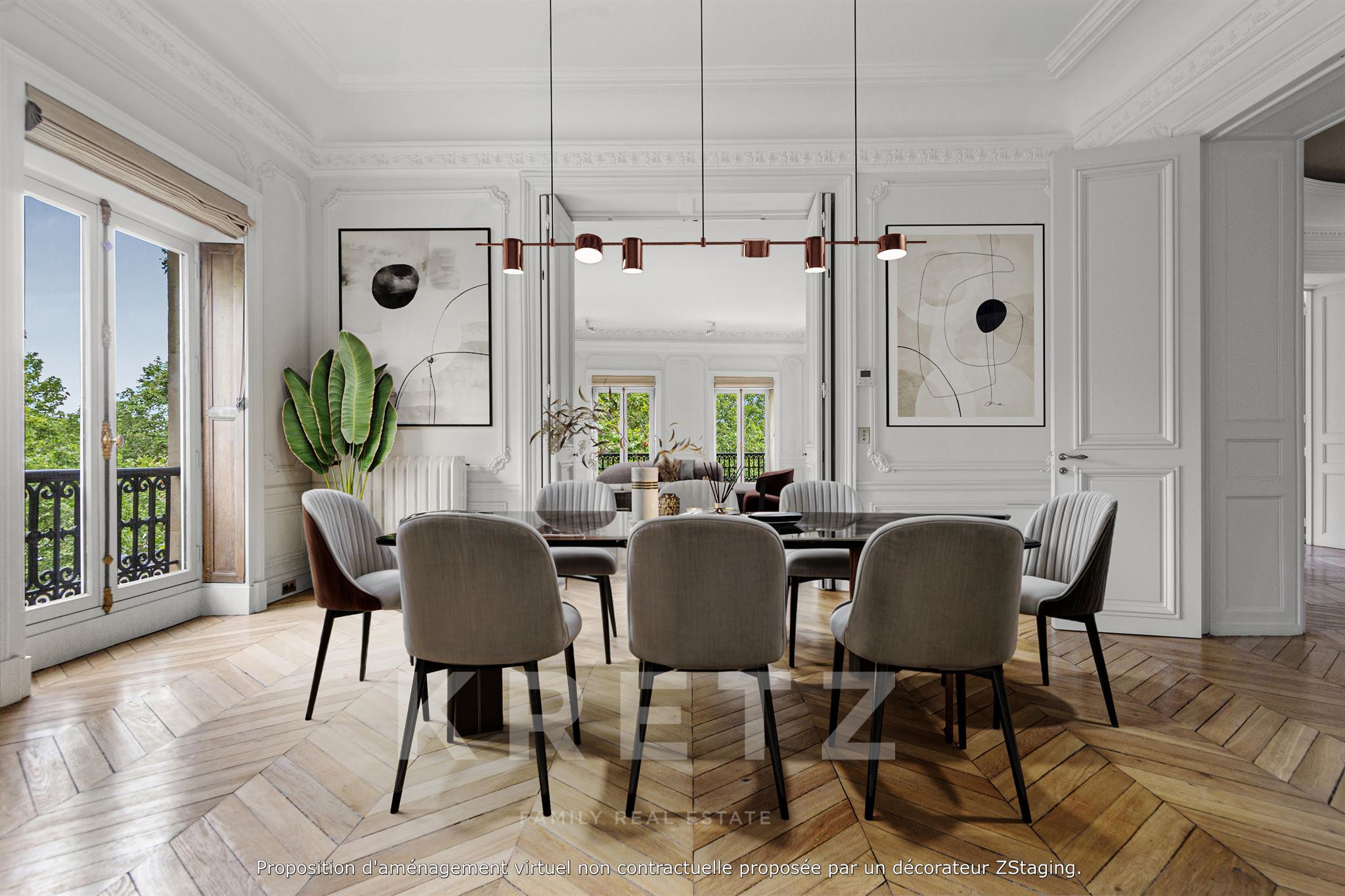 Duplex with unique view of the Arc de Triomphe