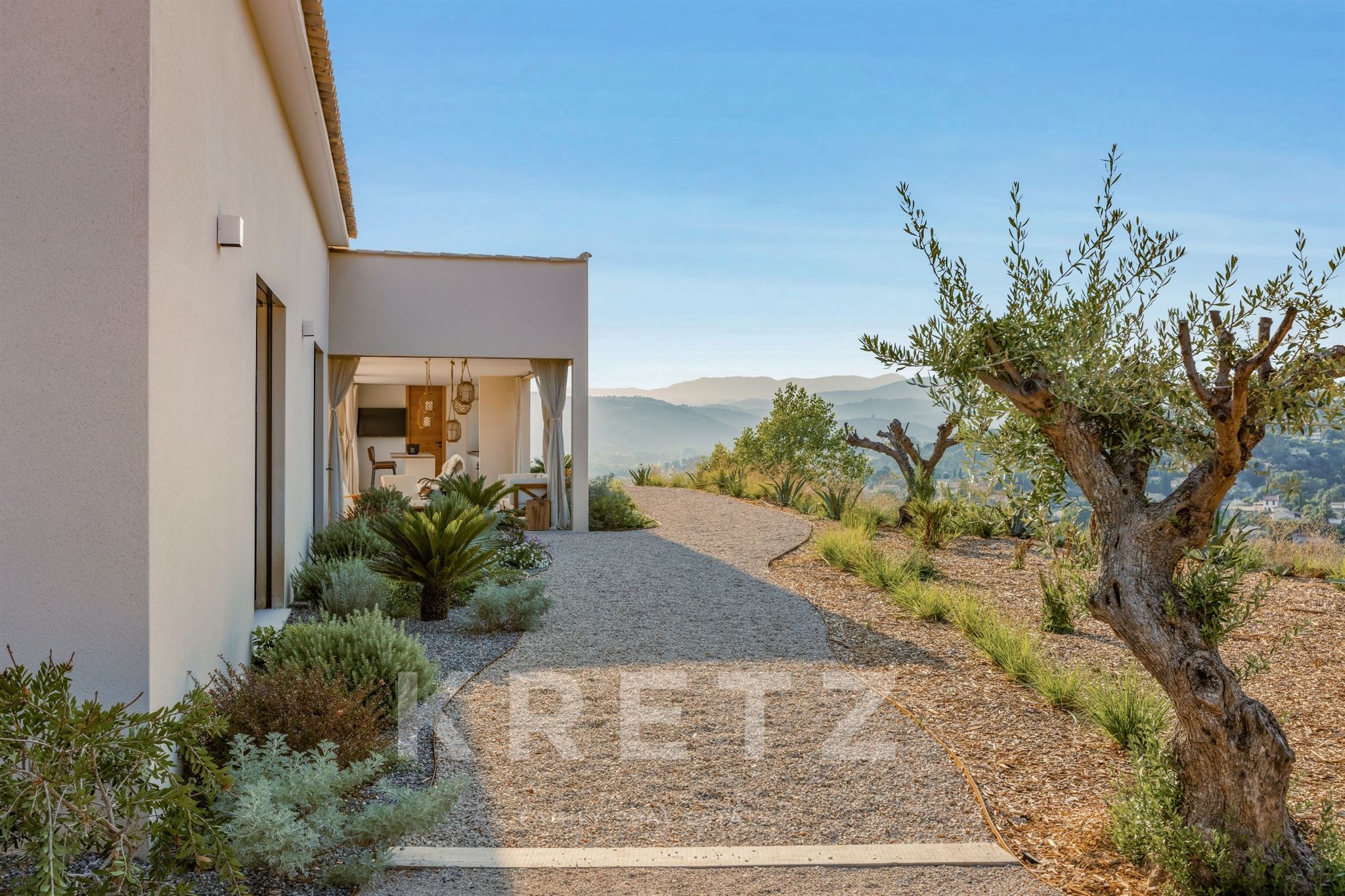 Private estate in Mougins with sea view