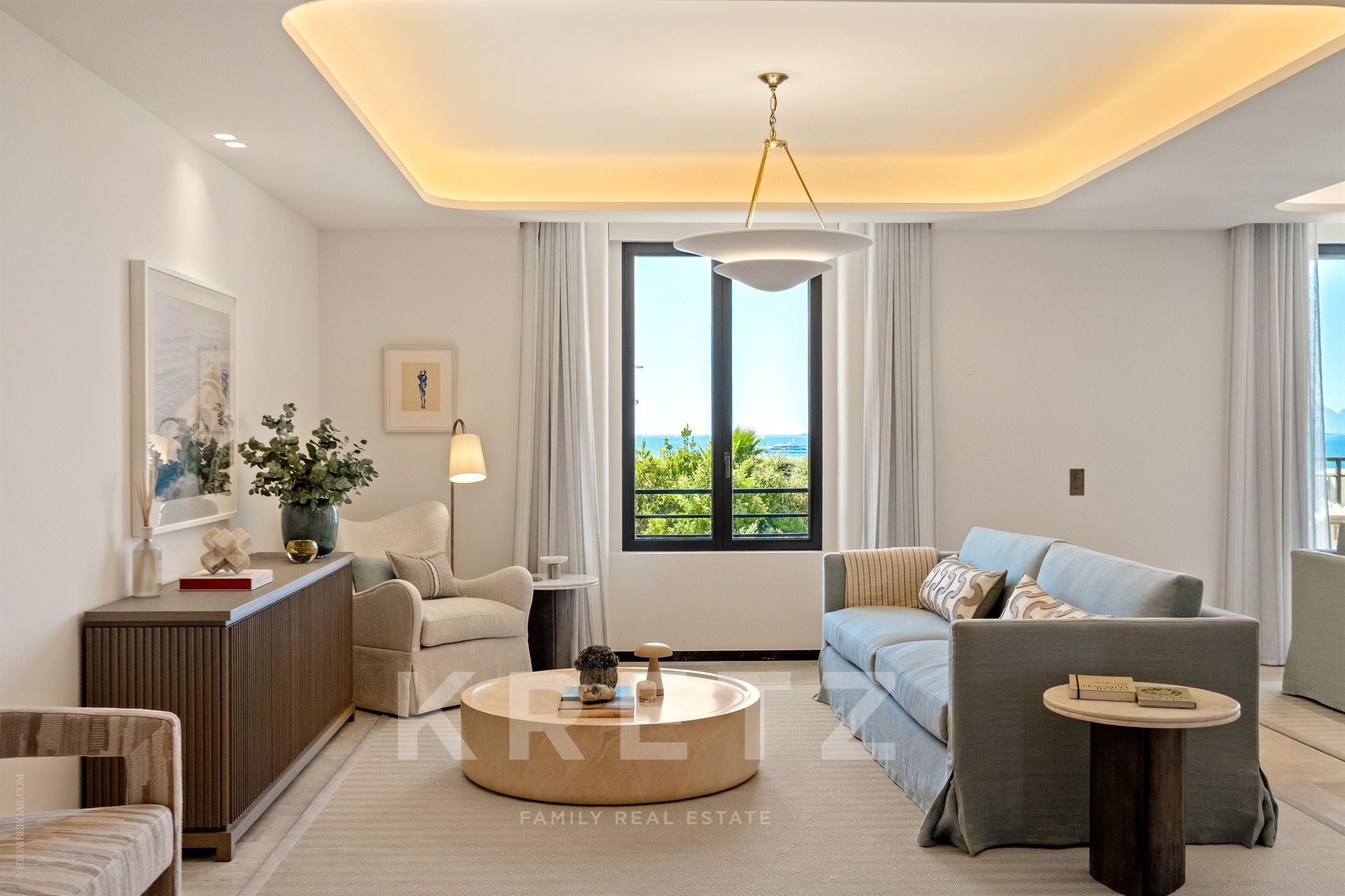 Timeless Art Deco Elegant Apartement with Panoramic Sea Views