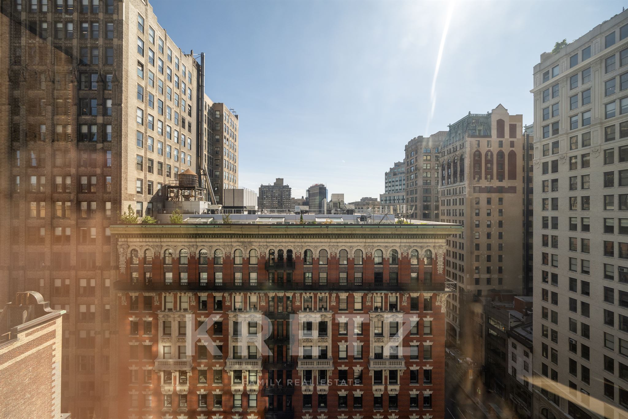 Luminous apartment with views in the heart of Nomad