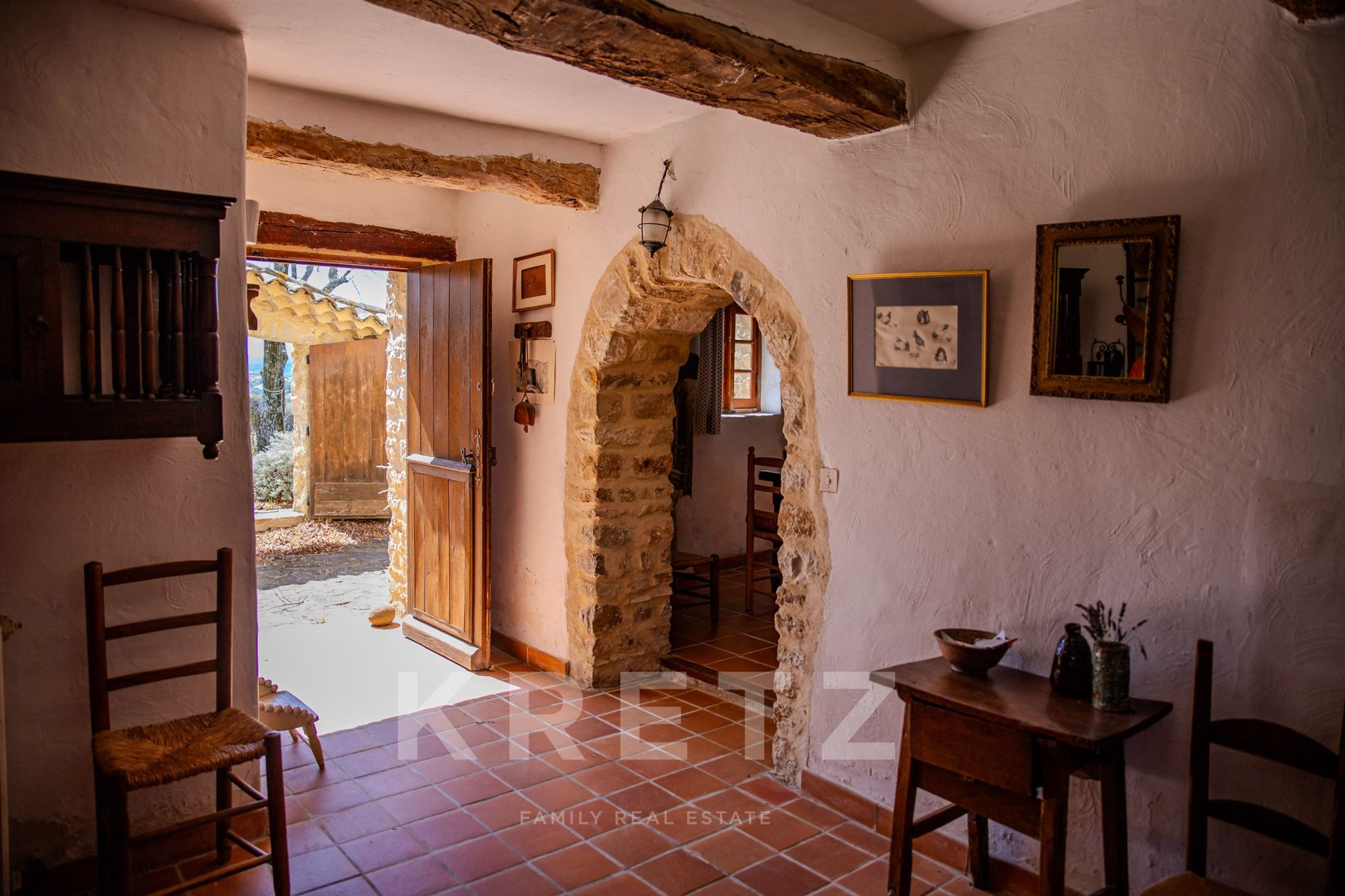 Exceptionnelle ferme Provençale de caractère - A restaurer