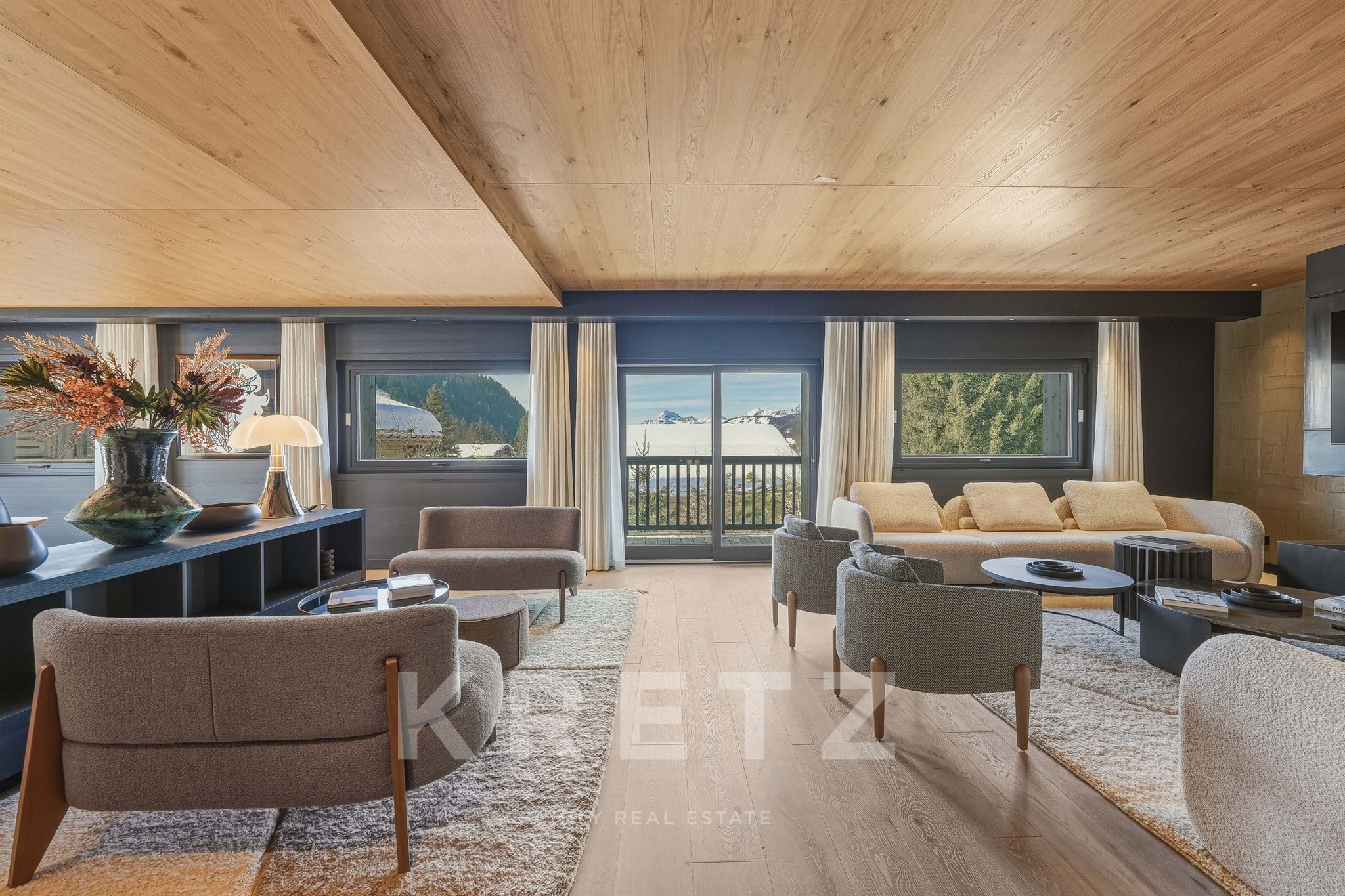 MEGEVE - MONT D’ARBOIS - Stunning 450 sqm chalet designed by Le Même, entirely renovated