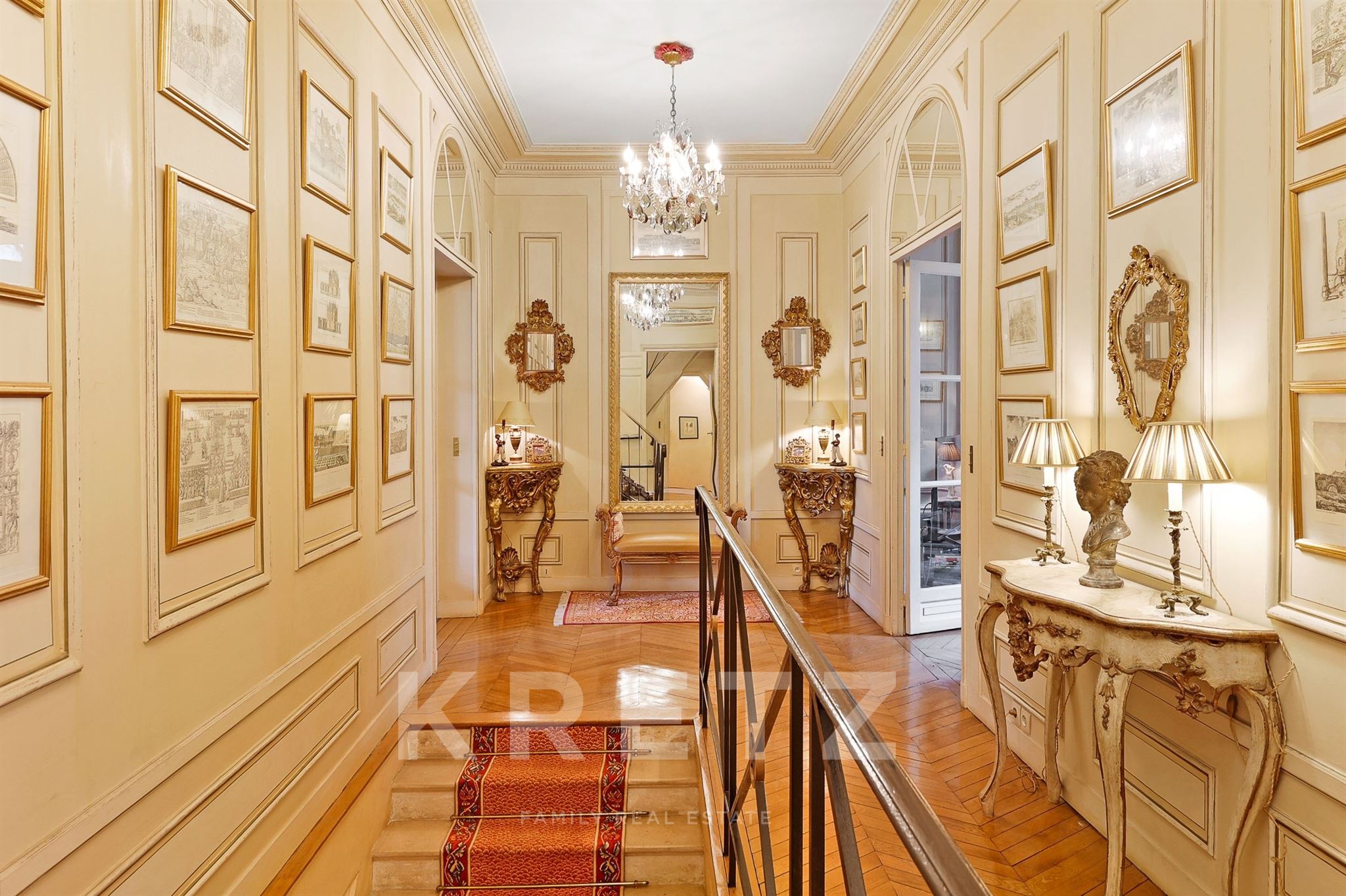 Private mansion