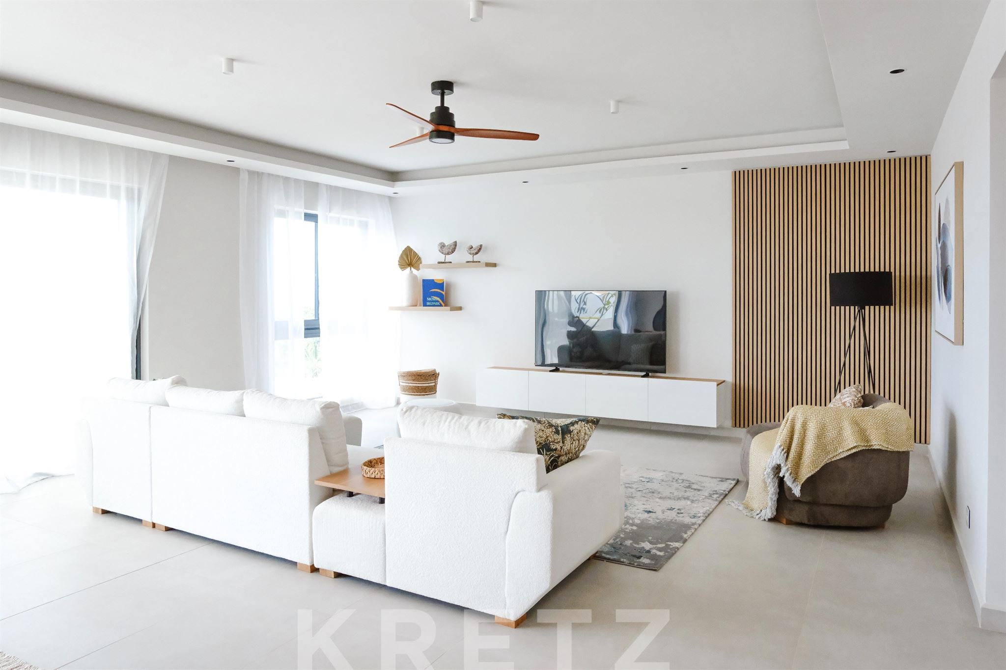 Exceptional penthouse with private pool and breathtaking views over the Northern islands