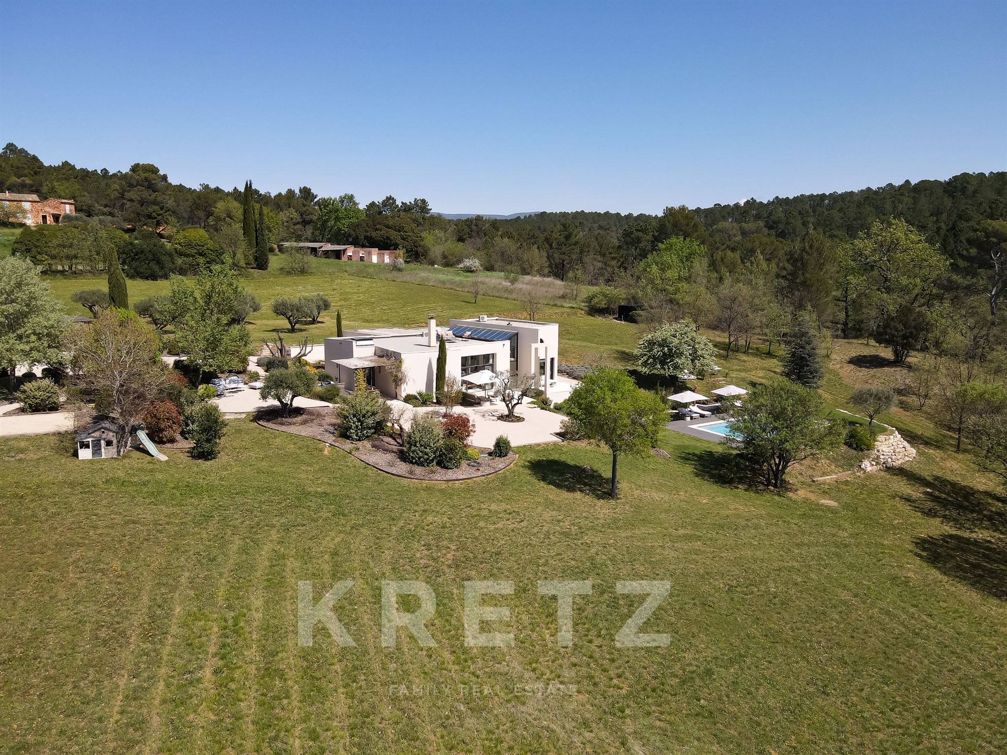 Maison d'architecte de 225m2 - Roussillon (Luberon)