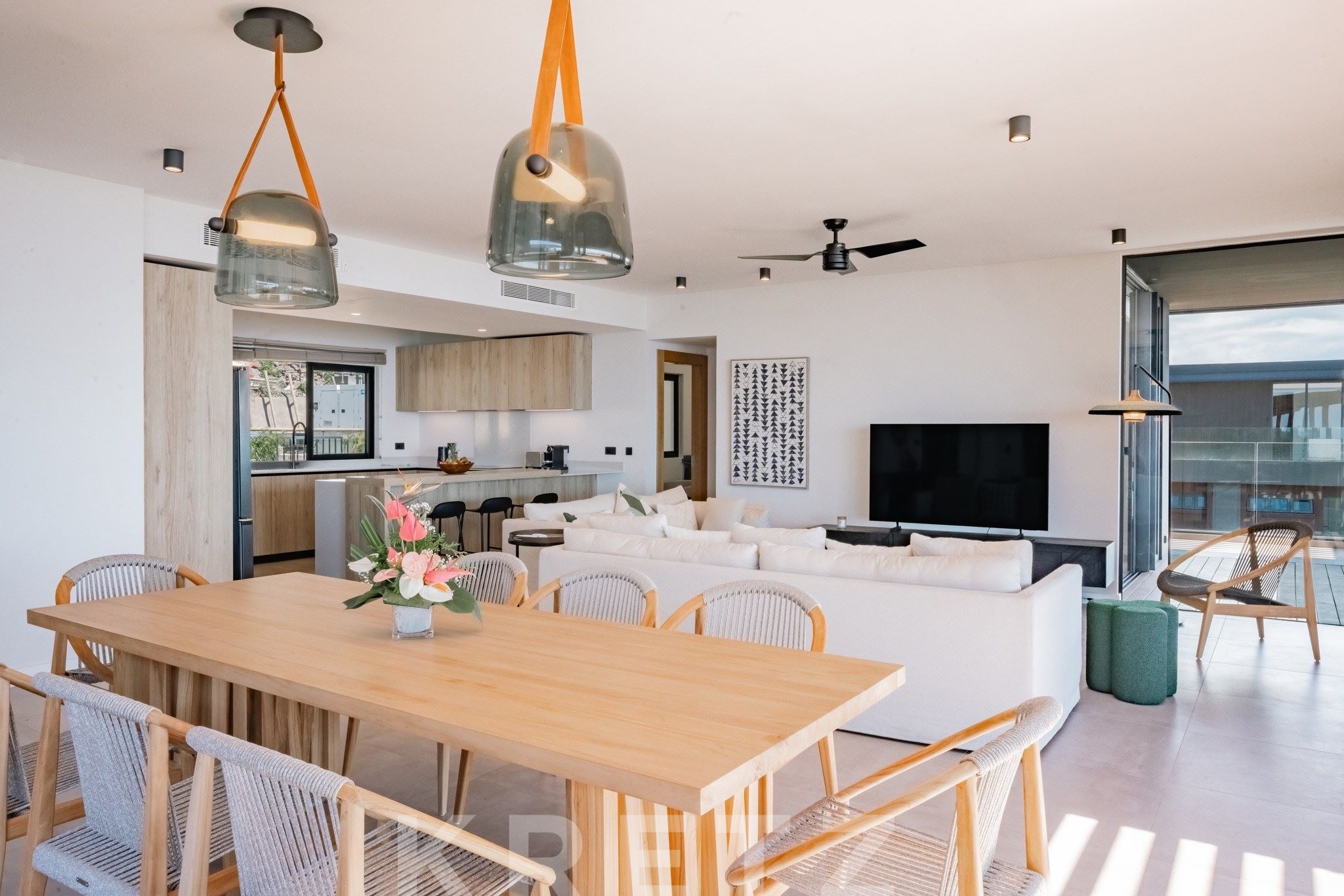 Exceptional penthouse with panoramic views