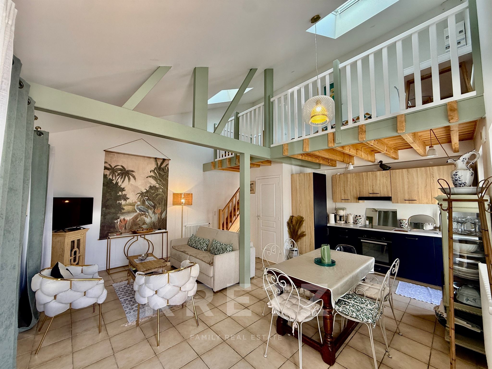 Maison de ville rénovée avec goût  - Terrasse et Cour - 2 chambres