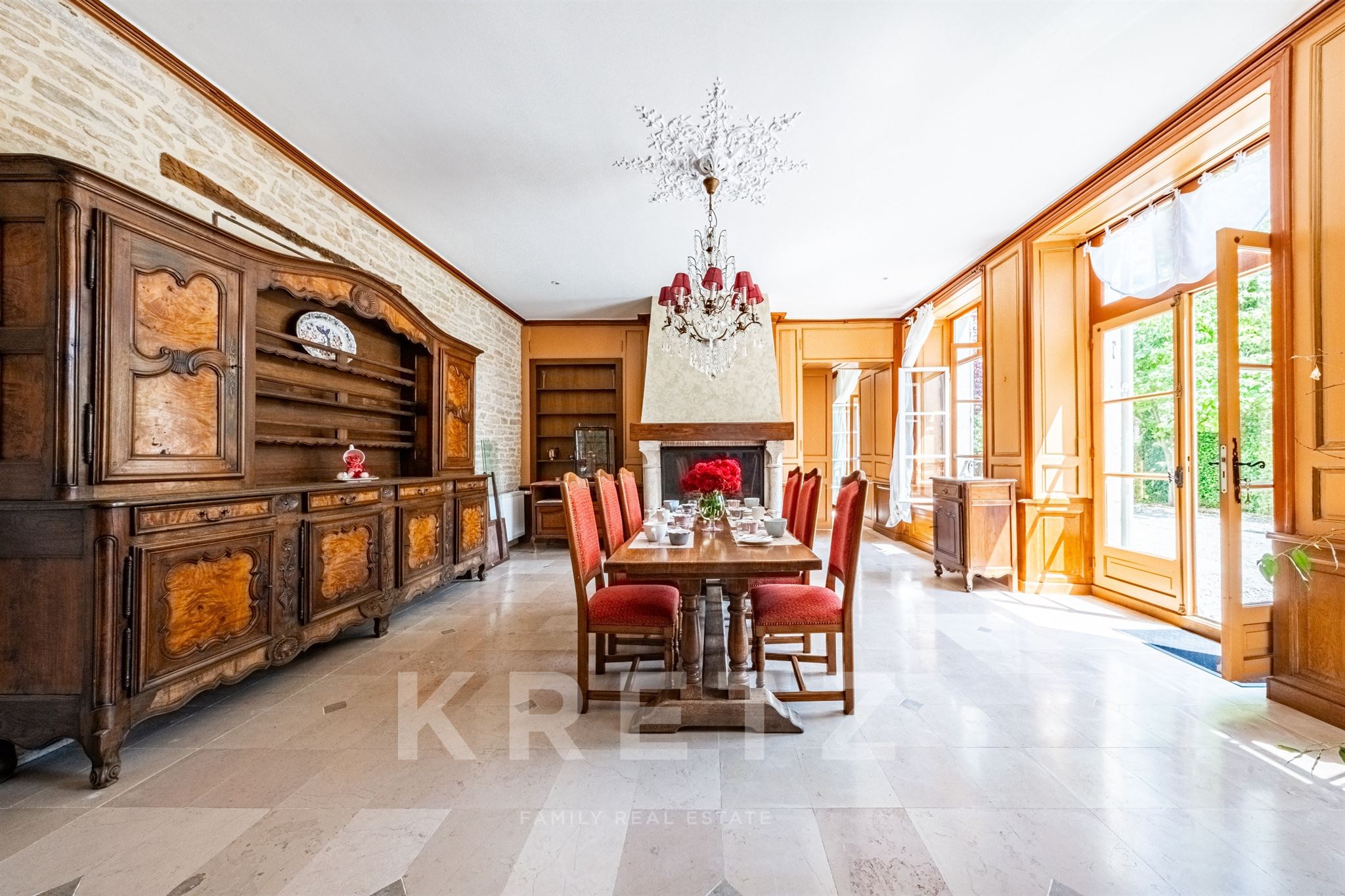 Burgundy - Elegant Character Residence of 450 sqm with 8 suites,Terraces and Courtyard