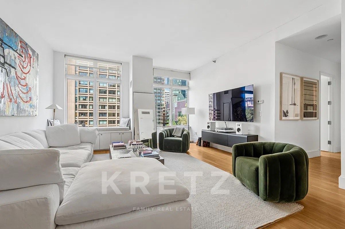 Chic Condo in the Heart of Soho
