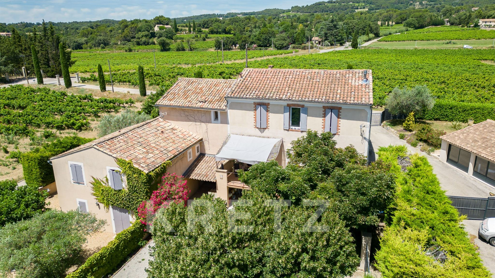 Very large exceptional property - private hamlet in Vaison-La-Romaine