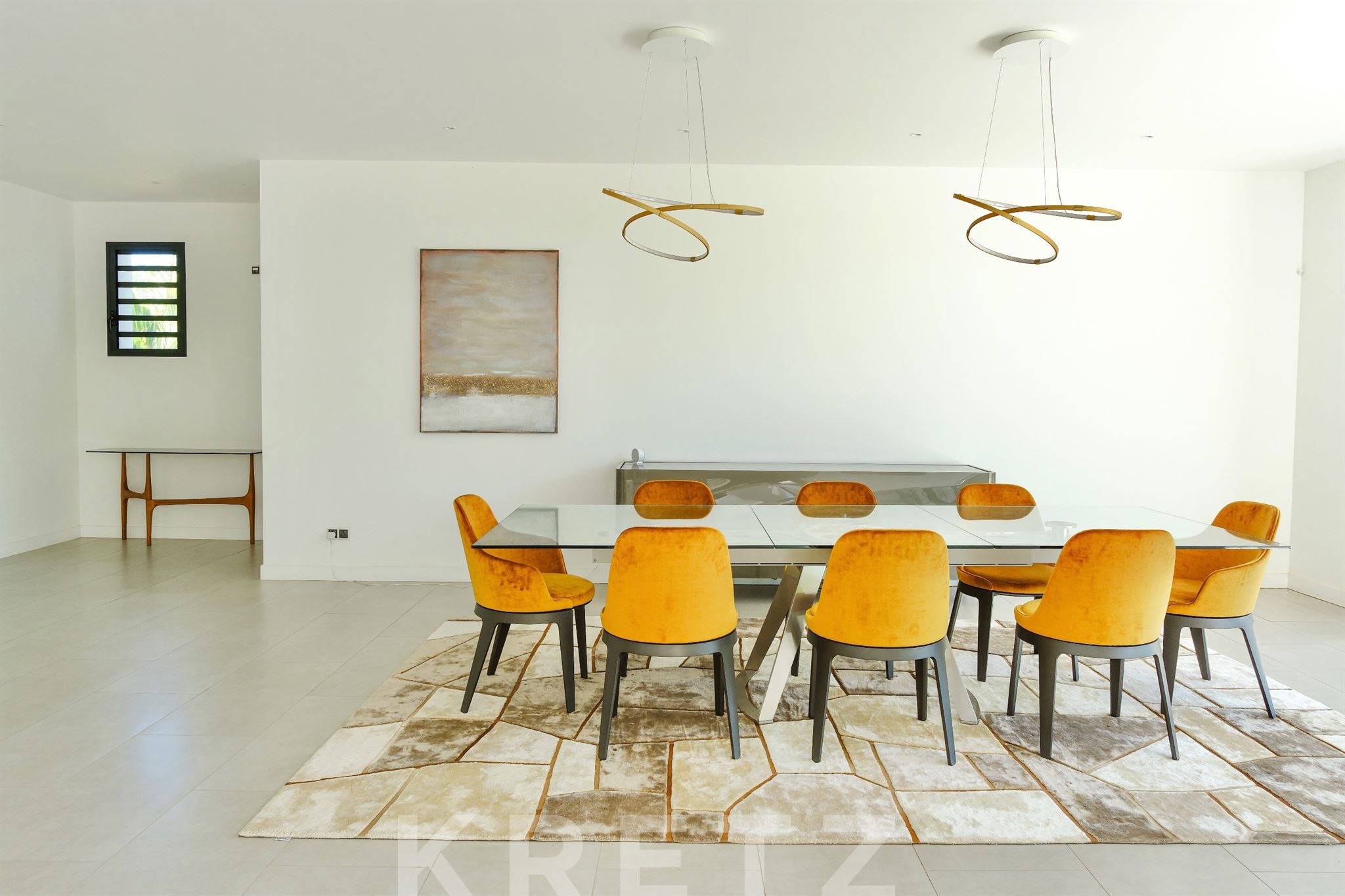 An exceptional contemporary 5-bedroom villa in the heart of Akasha