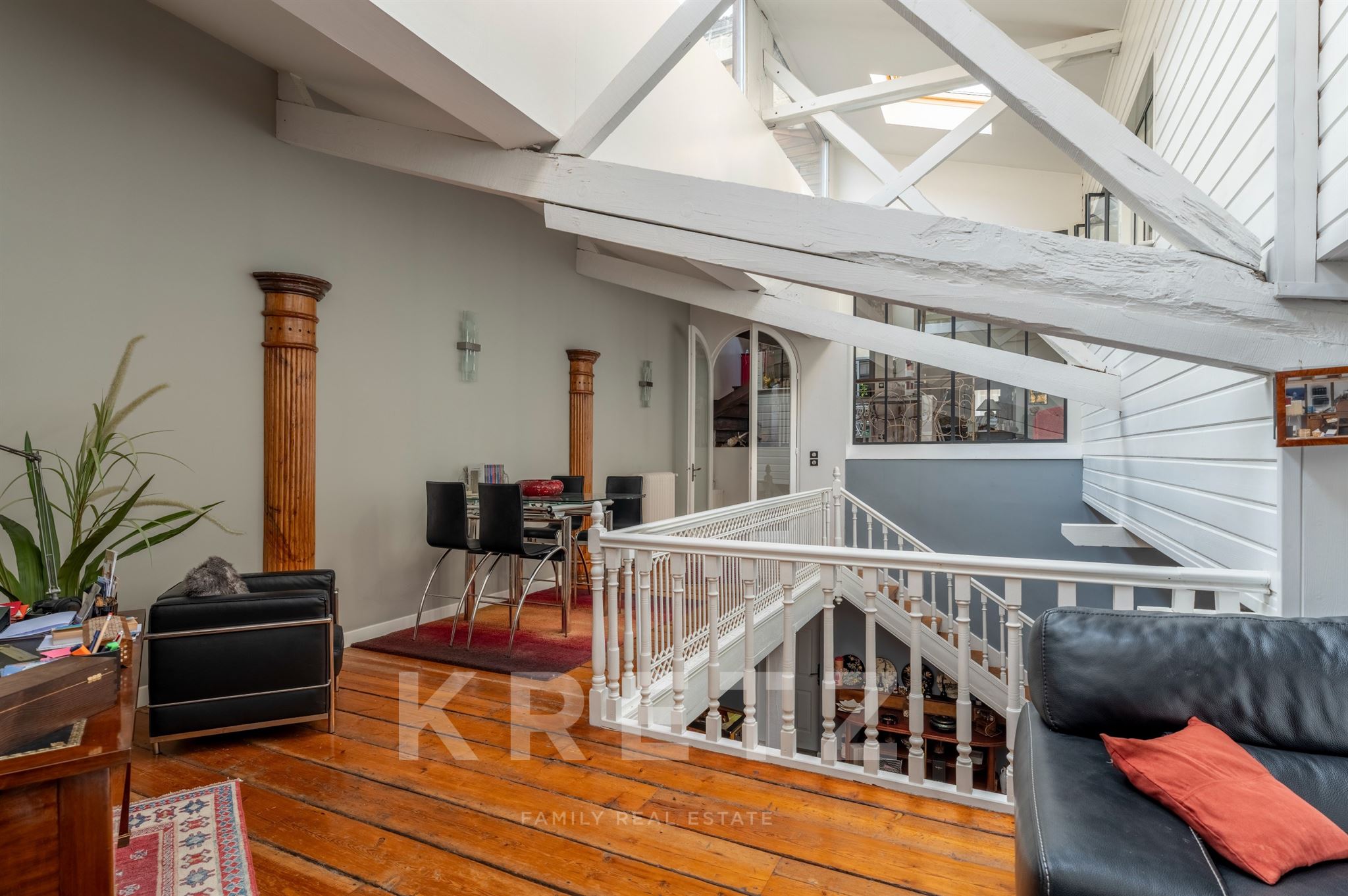 Bordeaux Chartrons: Exceptional loft house with terrace, cinema room and 100 m² garage