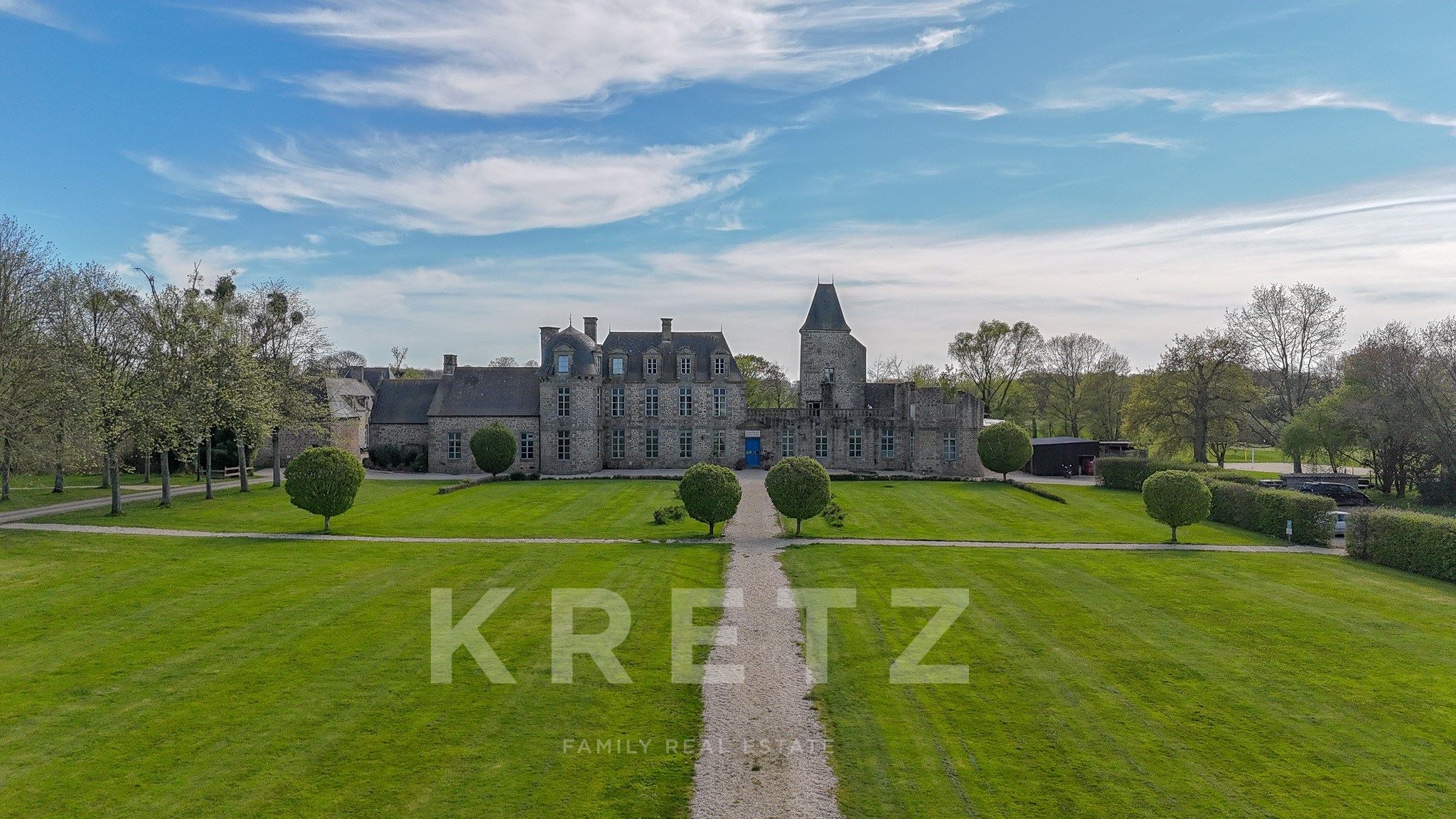 Château Renaissance & Domaine Privé d’Exception — Une destination unique en France