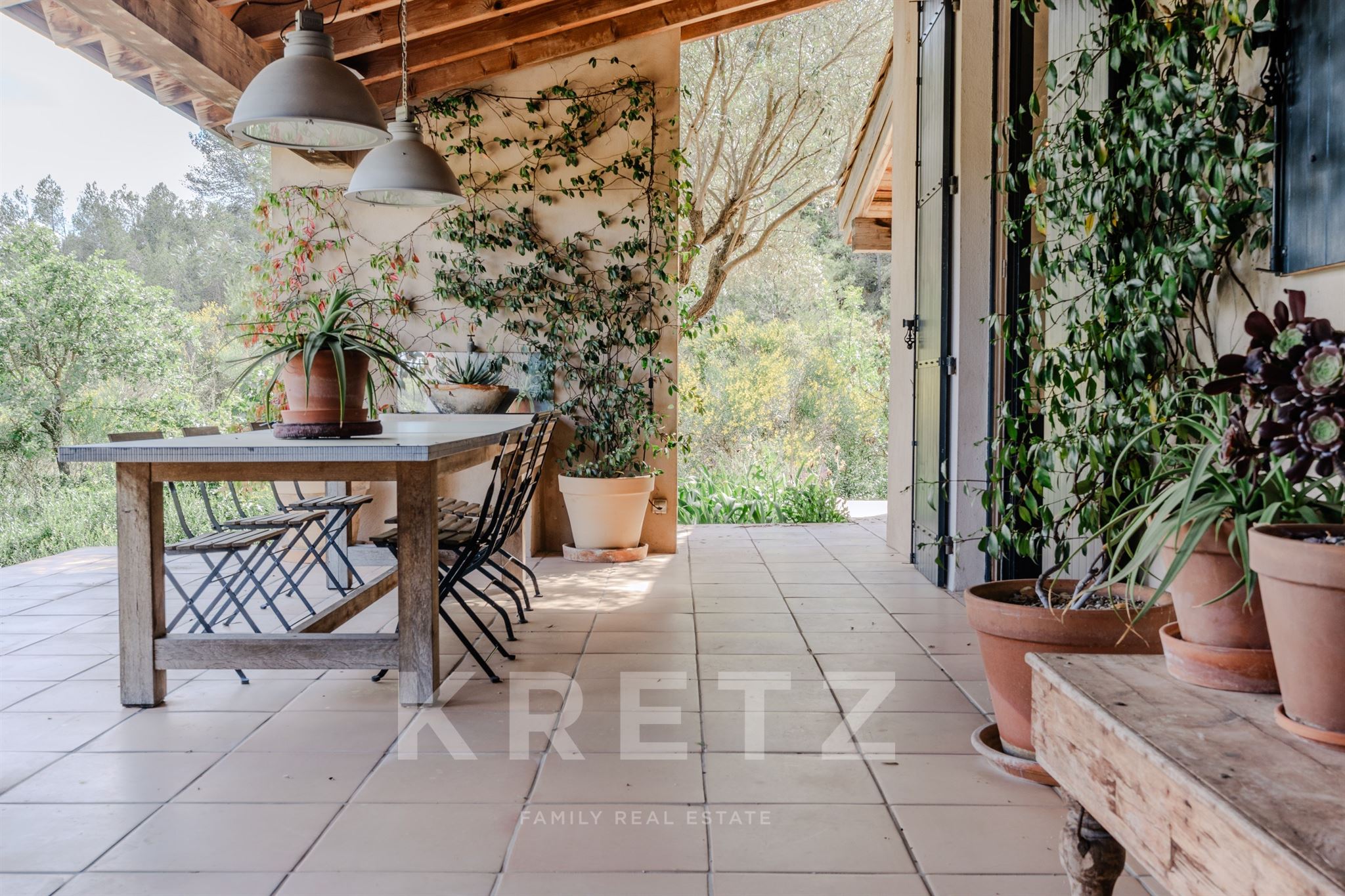 3-Bed Architect House 180 sqm – Cathedral Living Room 90 sqm, Corbières Views