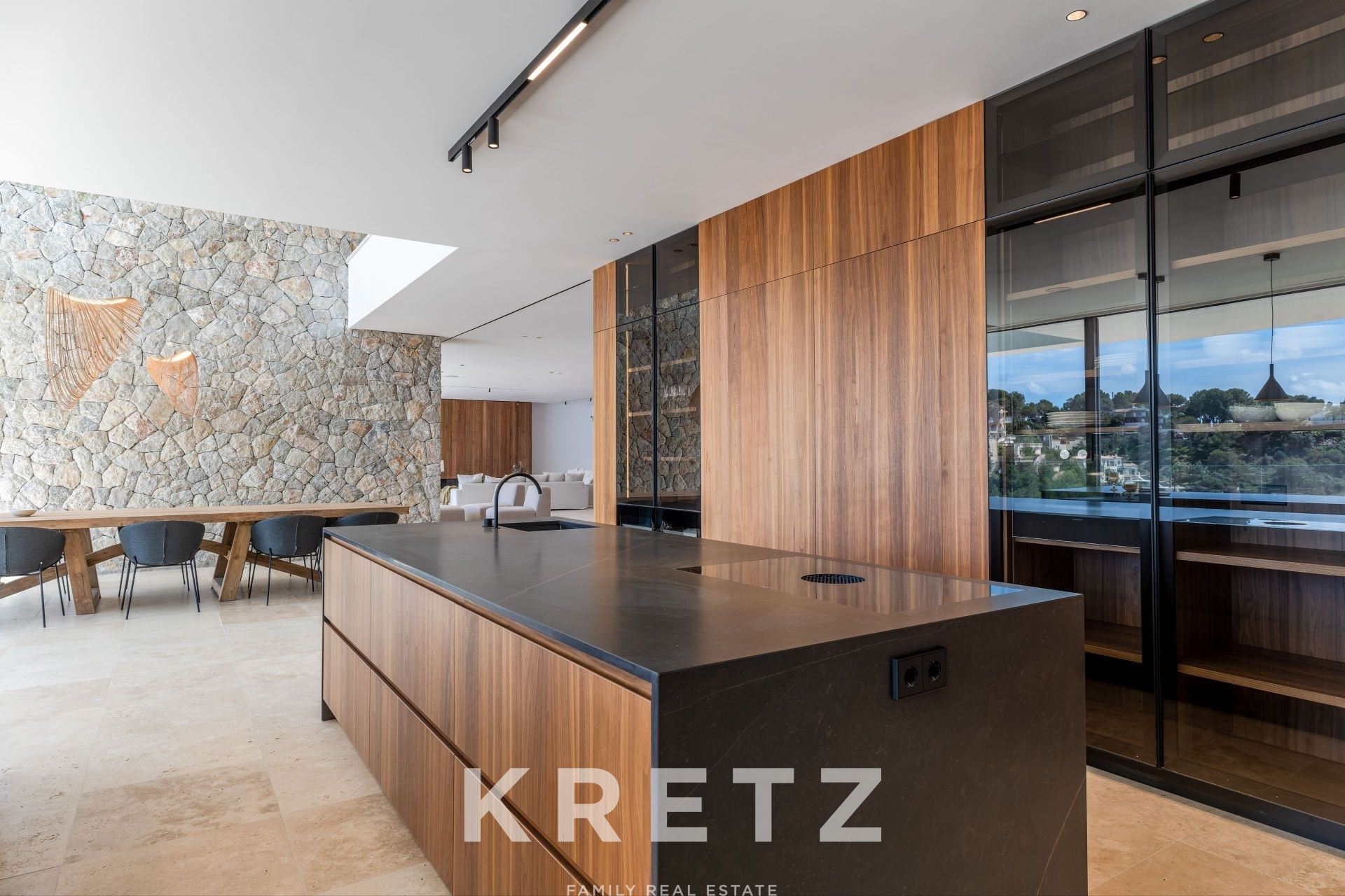 Luxury Beachfront Villa in Sol de Mallorca