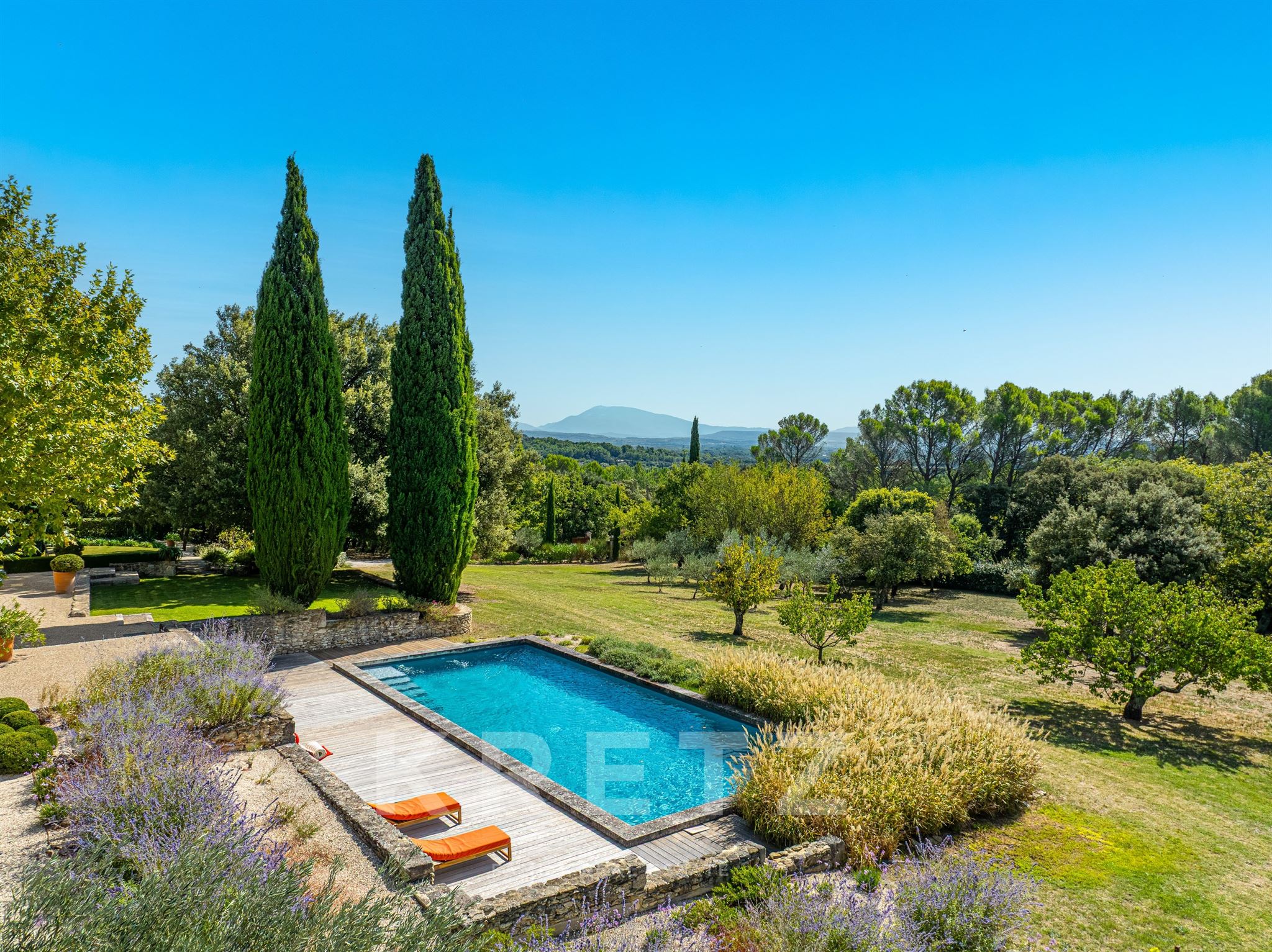 Antigua bergerie del siglo XV completamente renovada, en venta en la Drôme Provençale