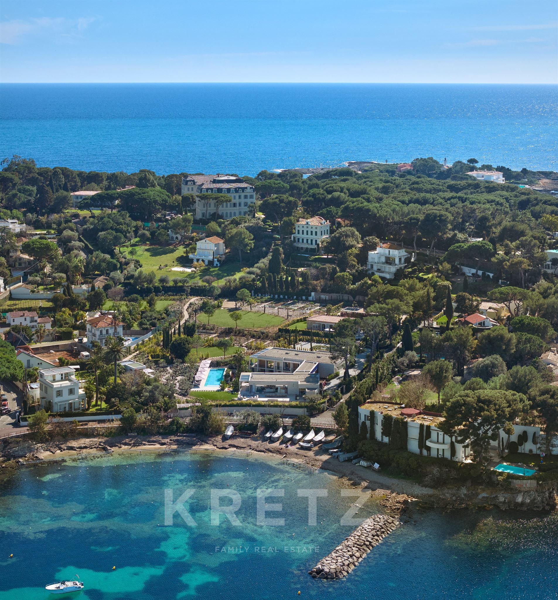 Domaine de la Belle Étoile — domaine privé de 3 villas neuves vue mer, Cap d'Antibes