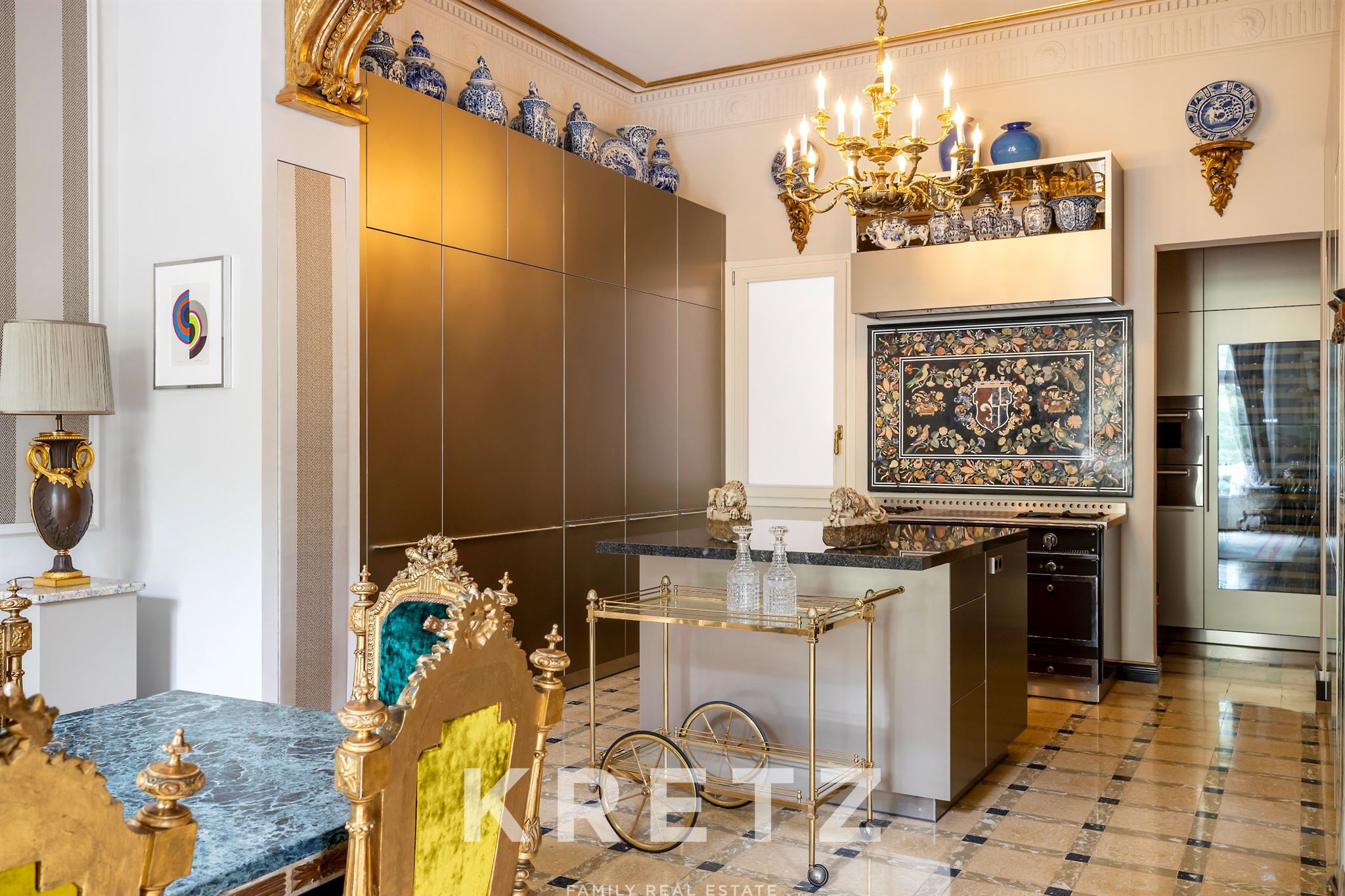 Magnificent property on Diagonal Avenue